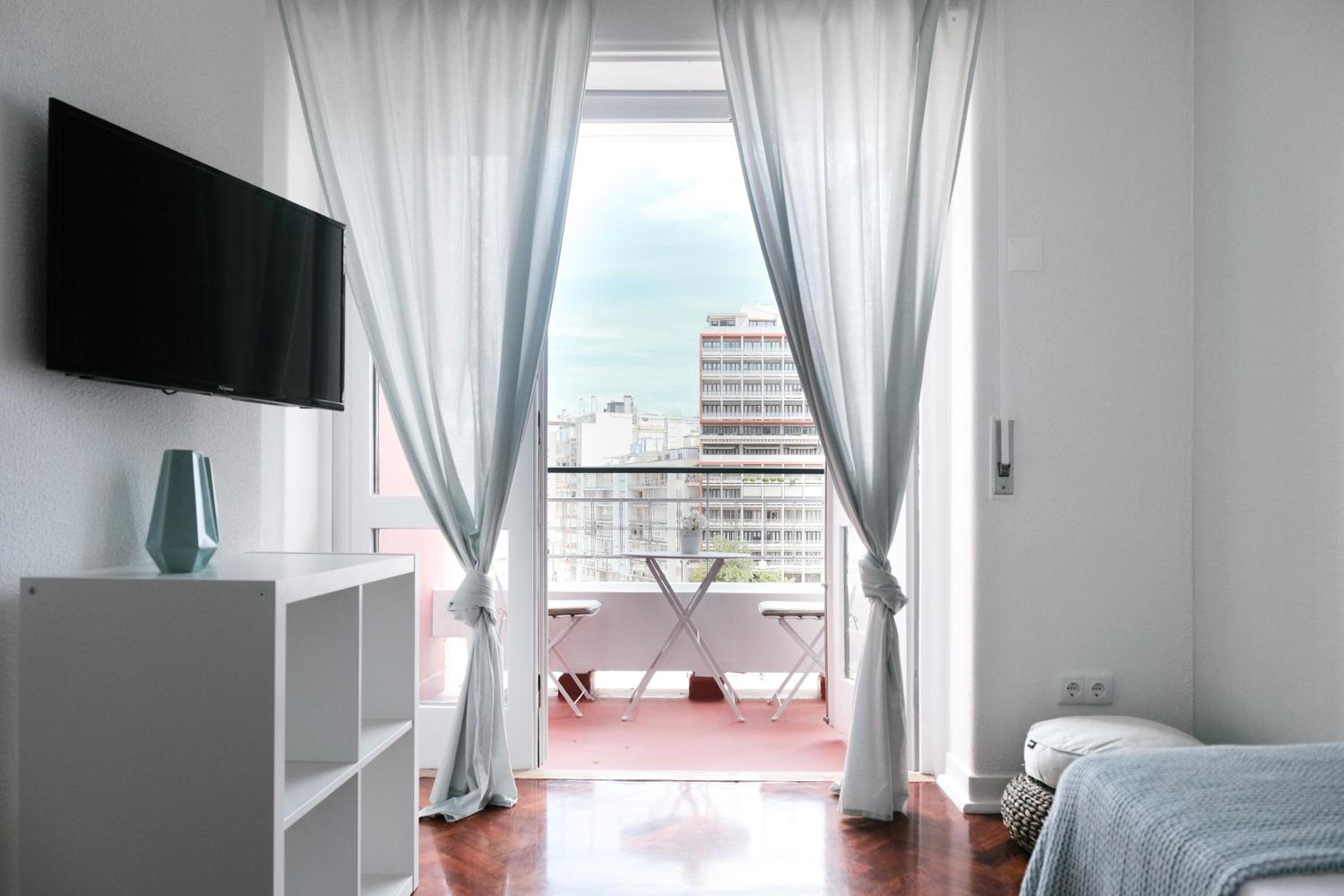 Single Room with Balcony photo 3