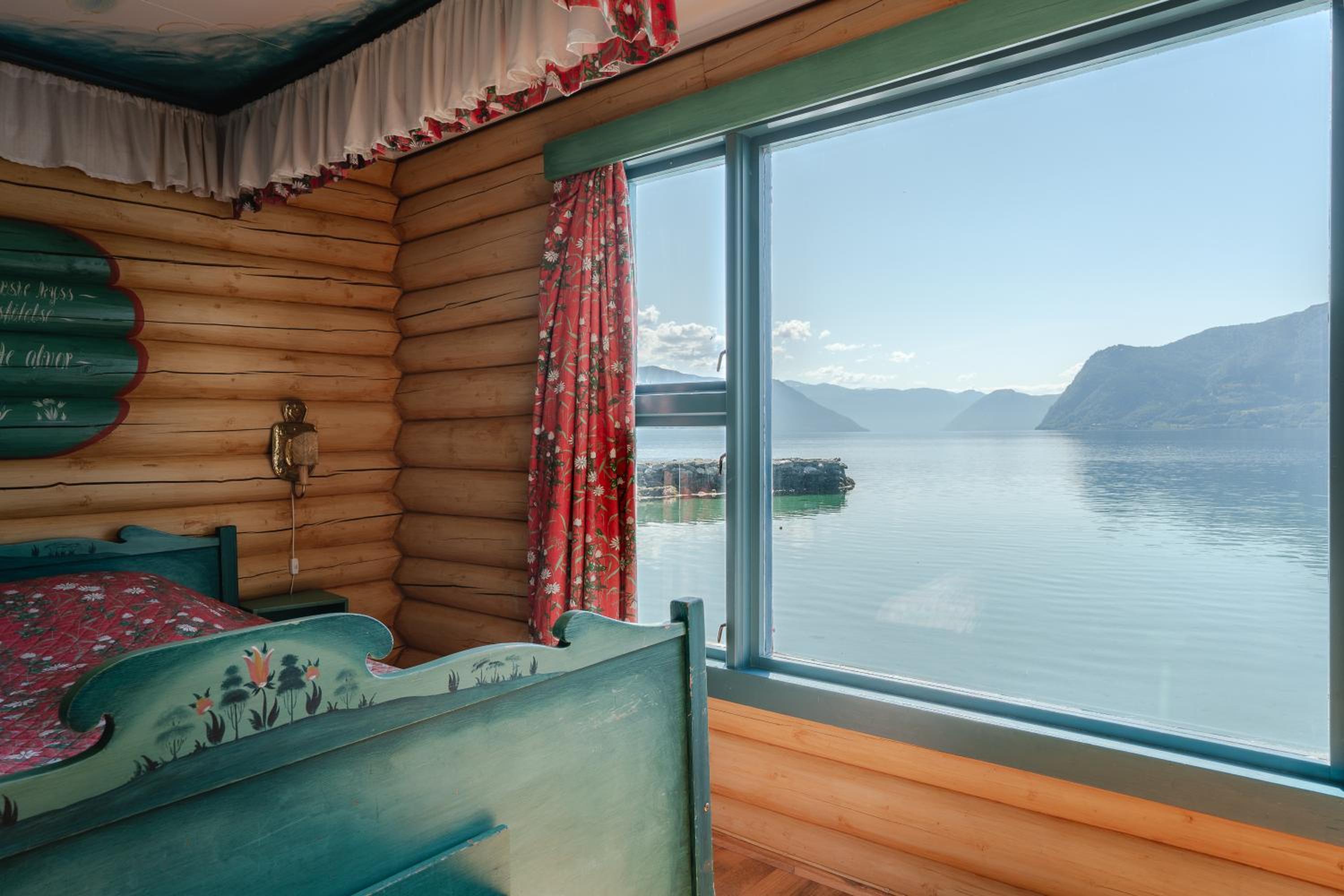 Double Room with Sea View - Photo 2