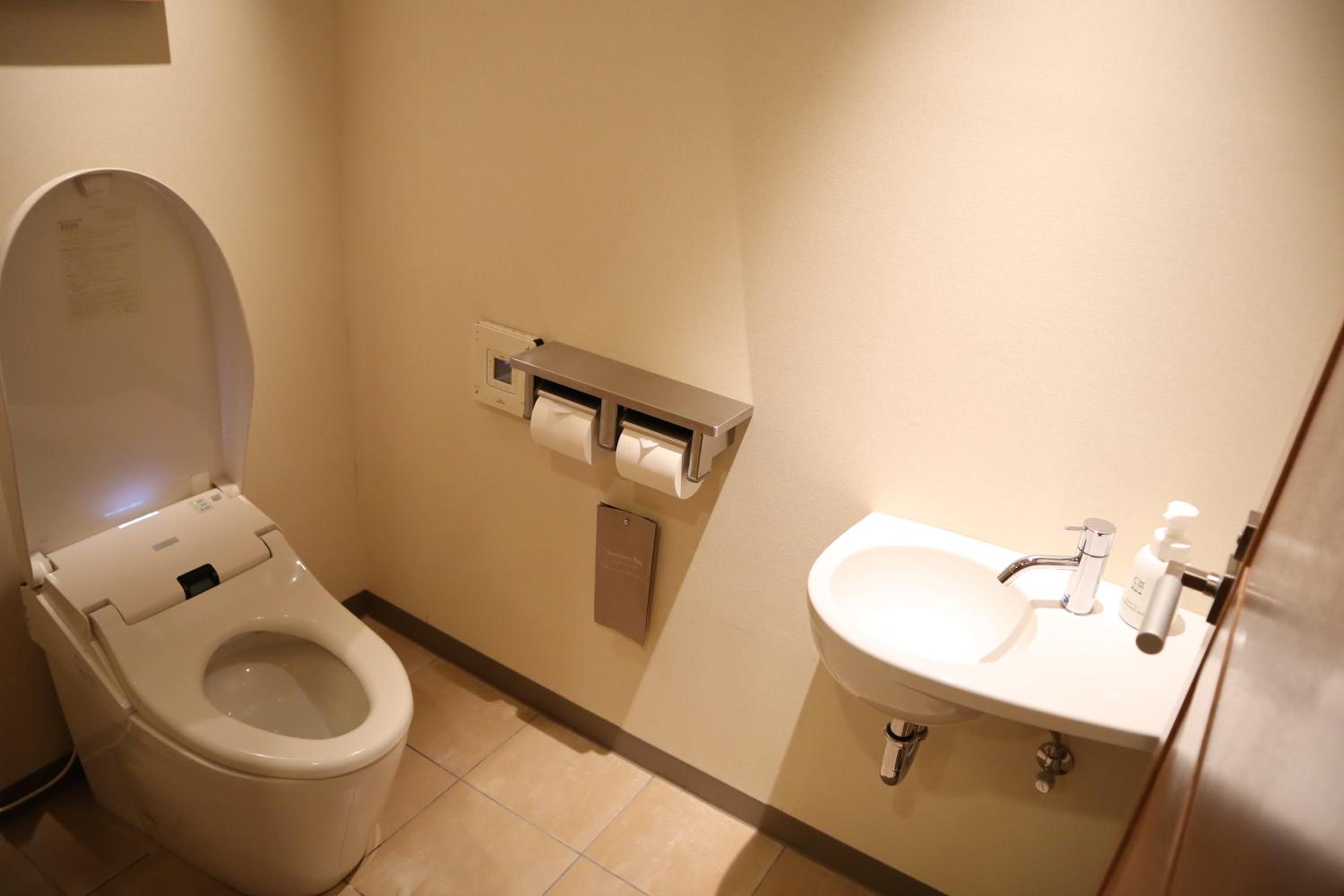Deluxe Twin Room with Mt.Fuji View - Non-Smoking - Photo 12