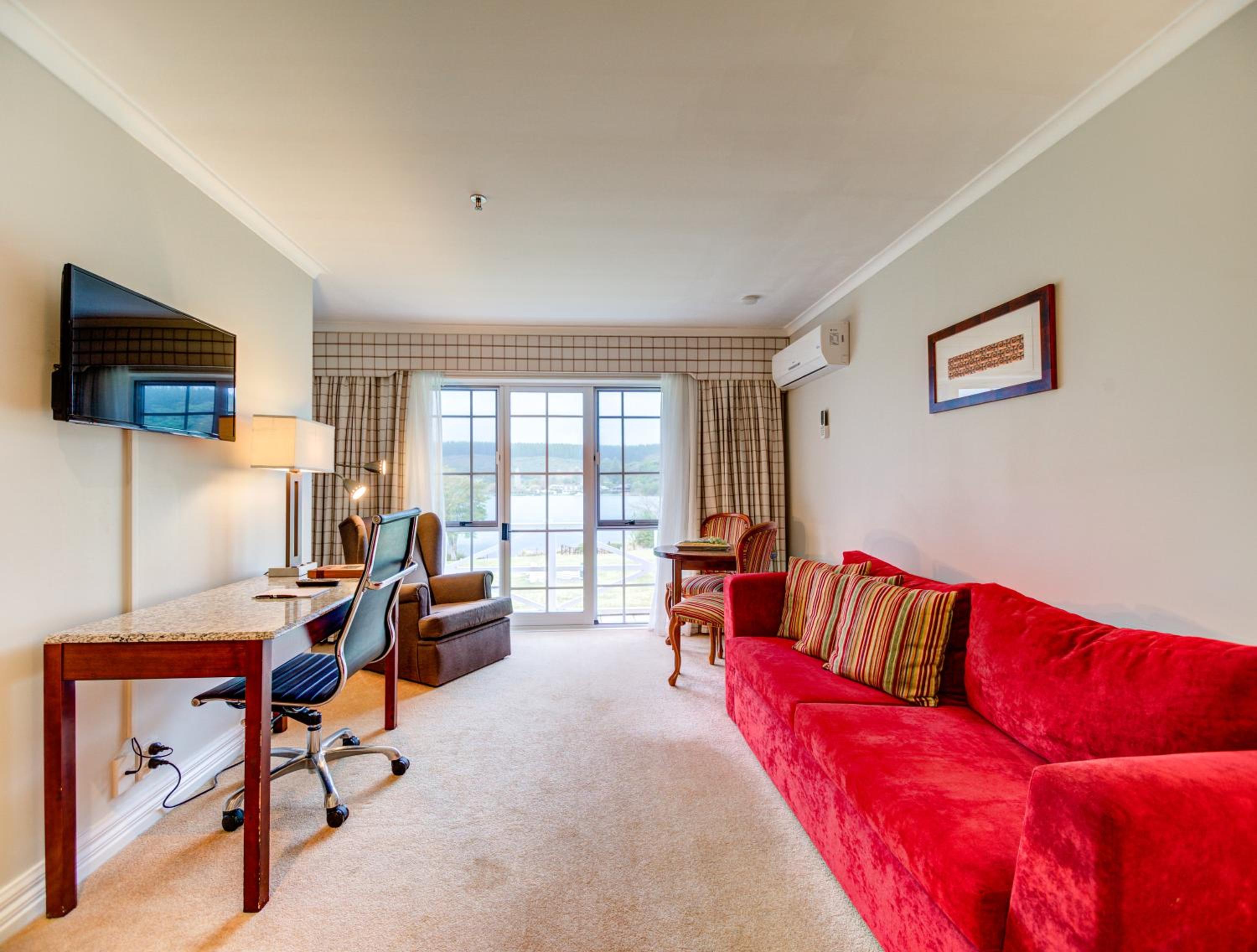 Executive Suite with Spa Bath - Photo 4