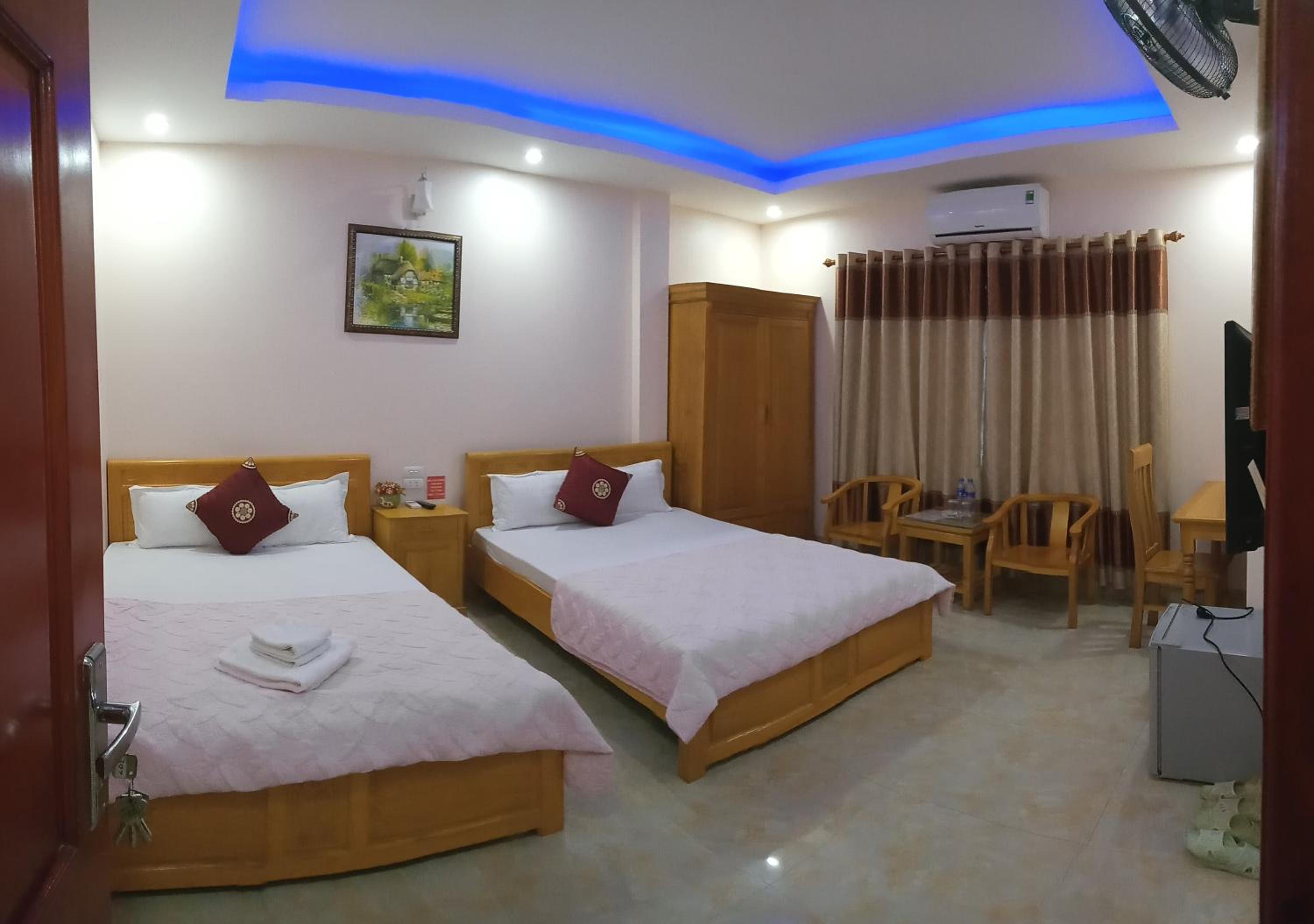 Quadruple Room with Private Bathroom photo 1