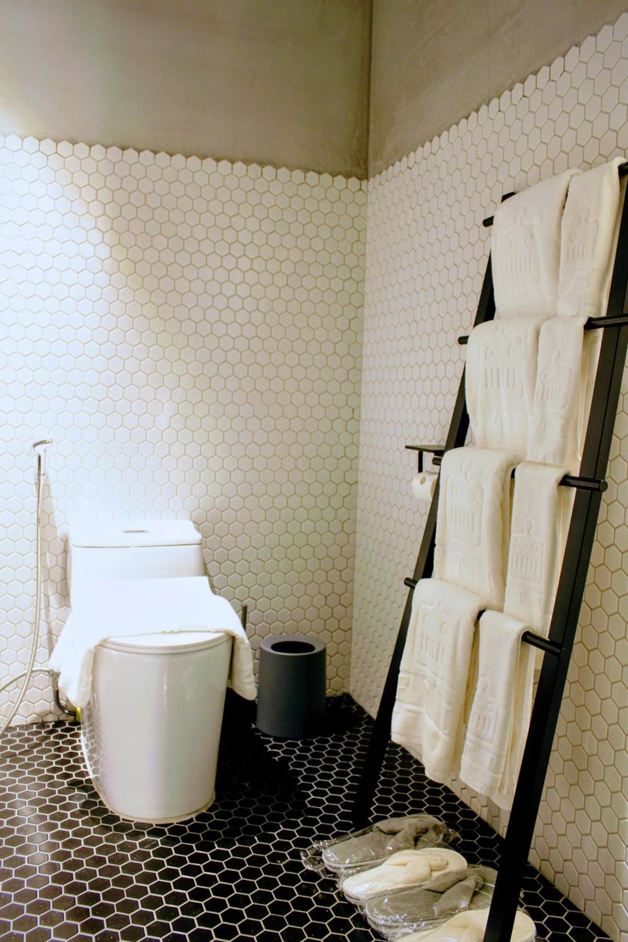 Quadruple Room - Photo 13