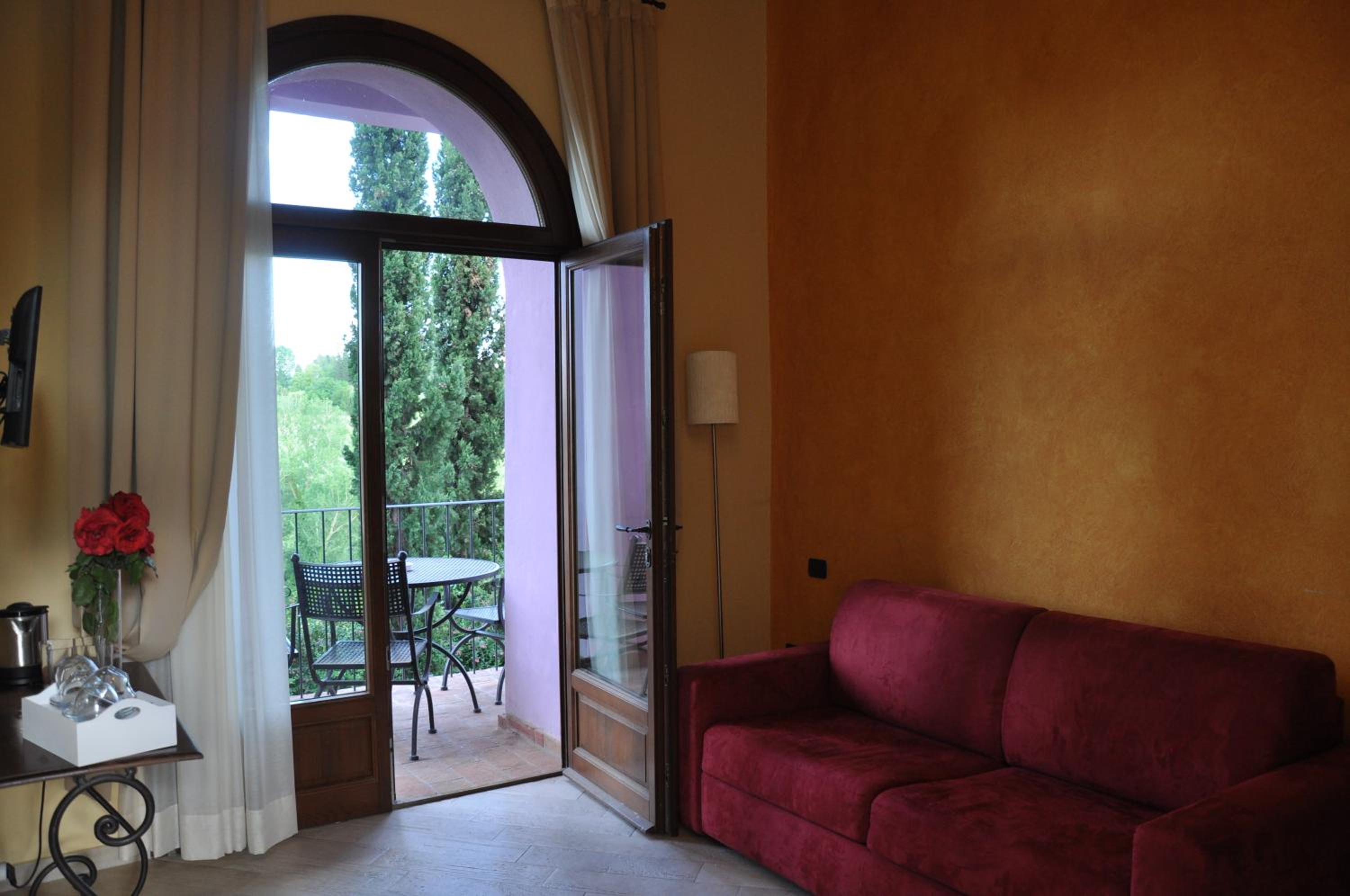 Triple Room - Photo 9