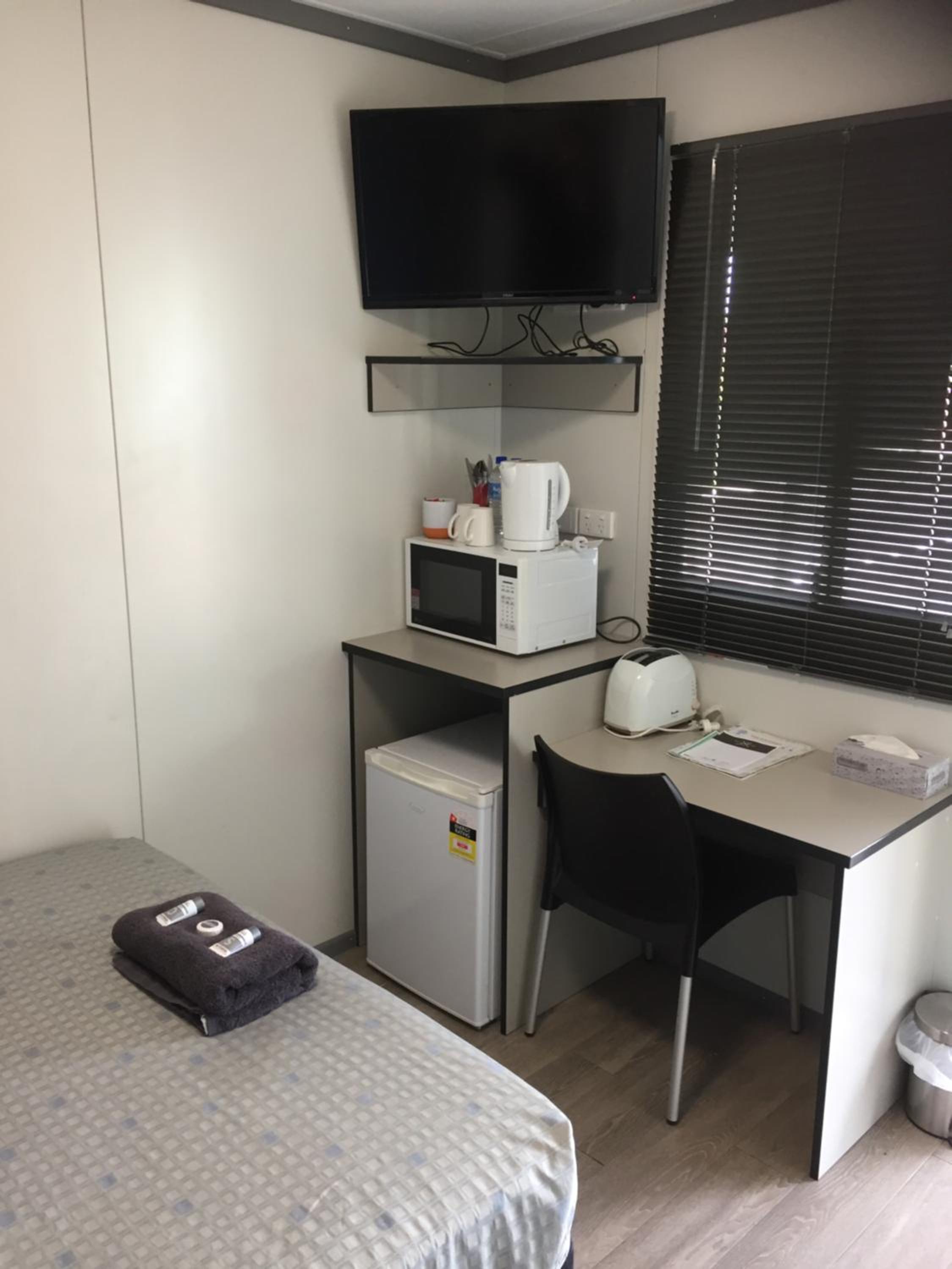 Budget Single Room21