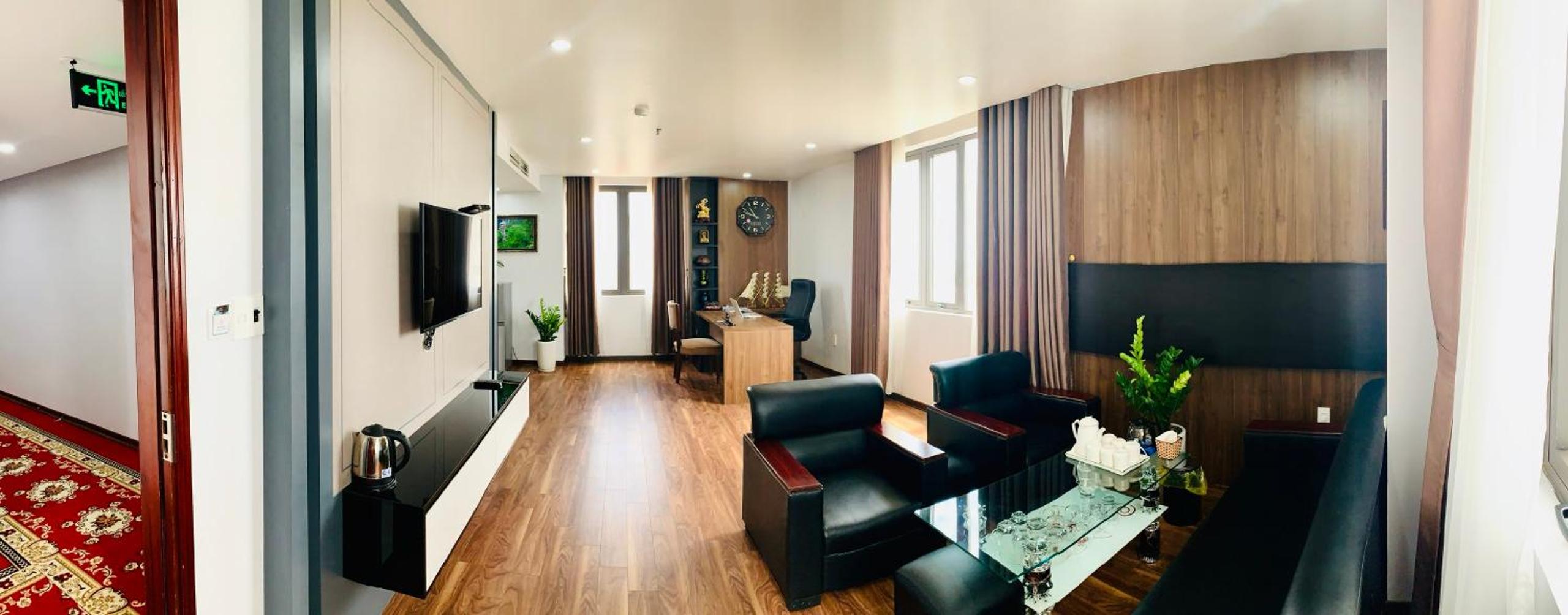 Executive Suite