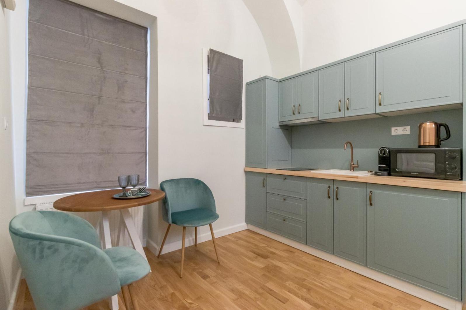 Apartment - Split Level - Photo 13
