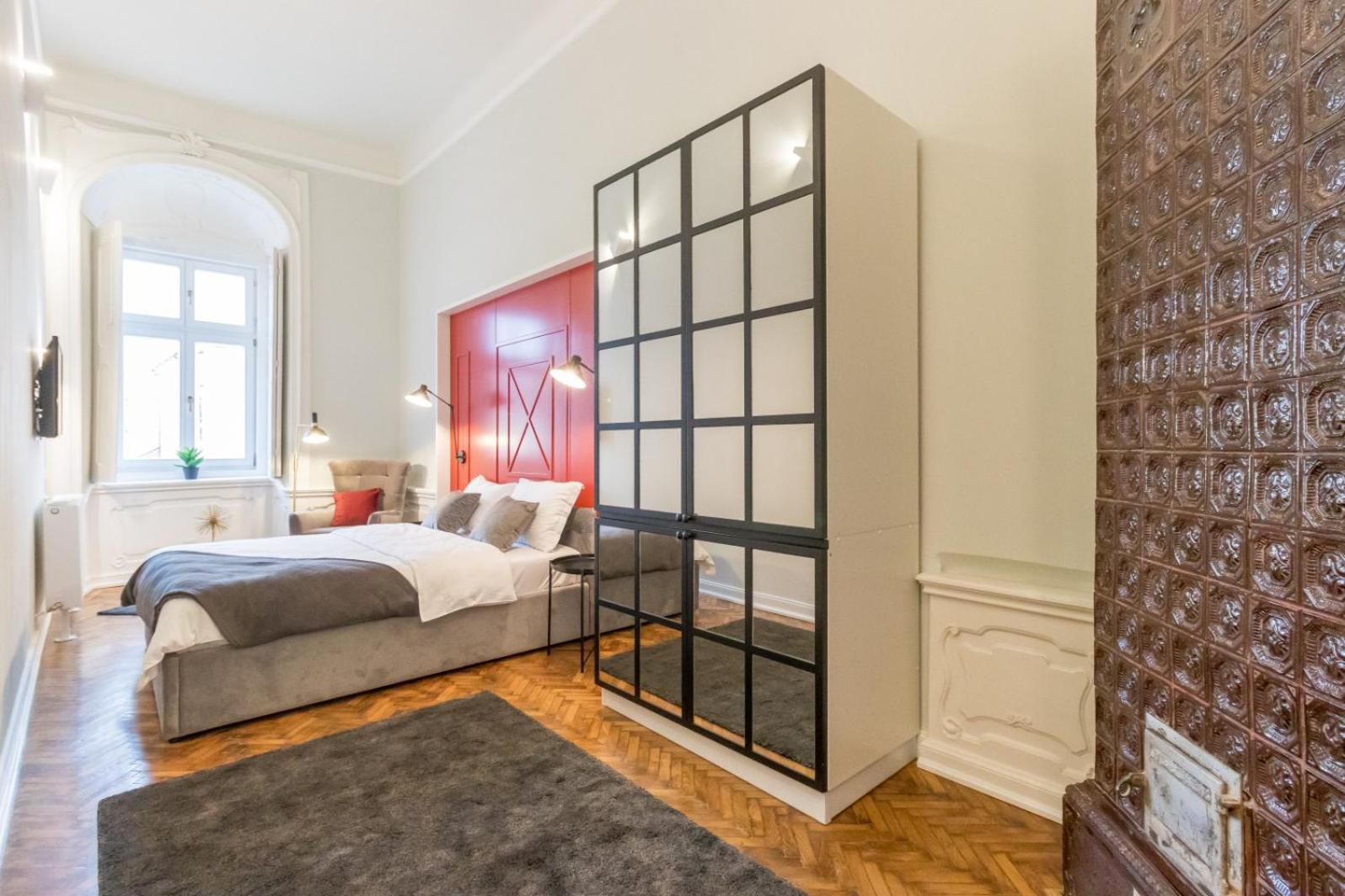 Budget Double Room - Photo 24