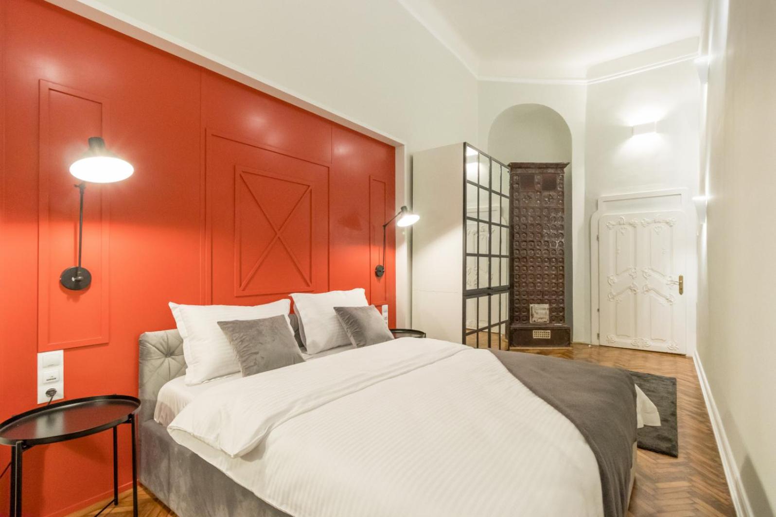 Budget Double Room - Photo 5