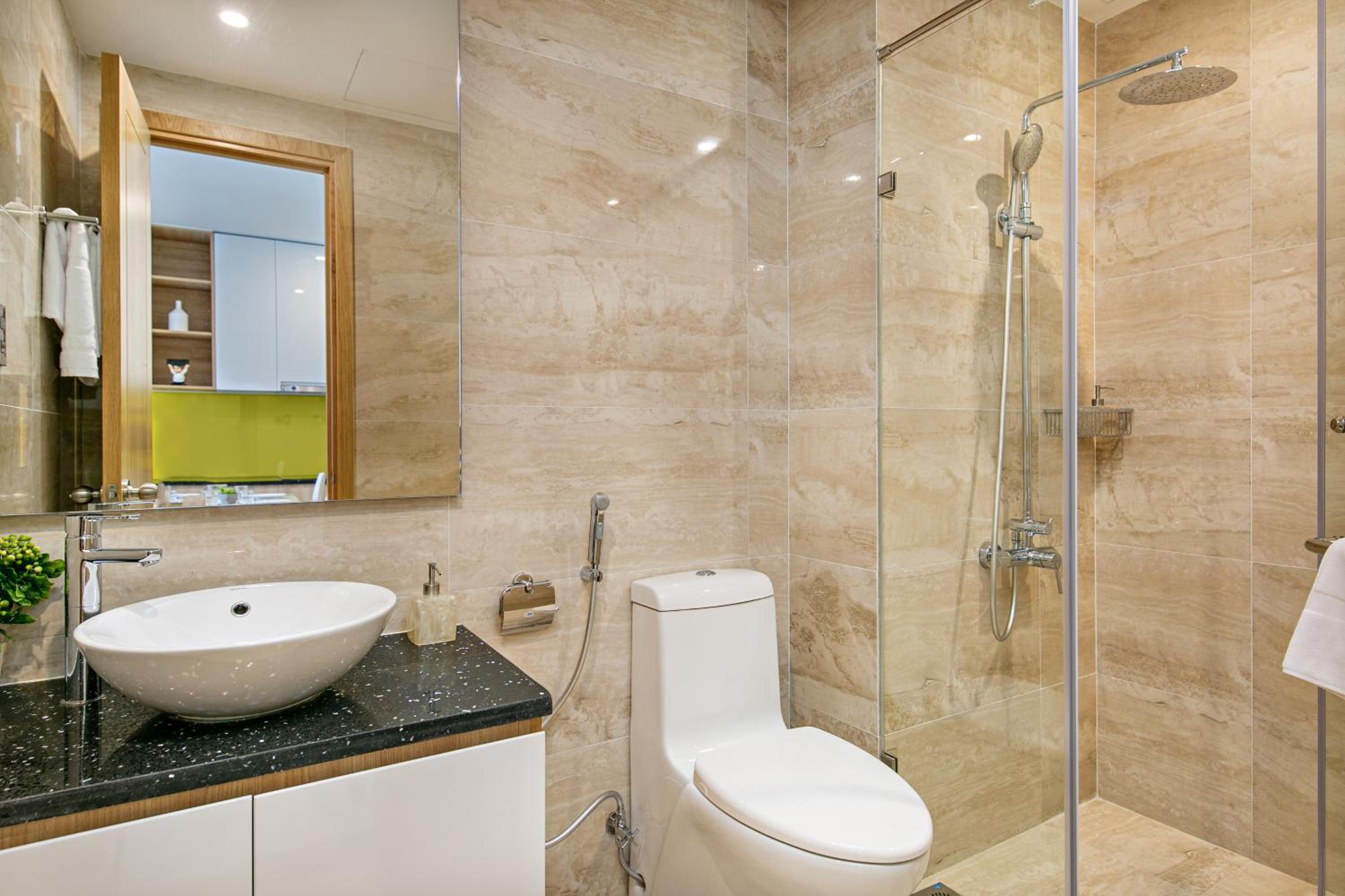 One-Bedroom Apartment - Photo 3