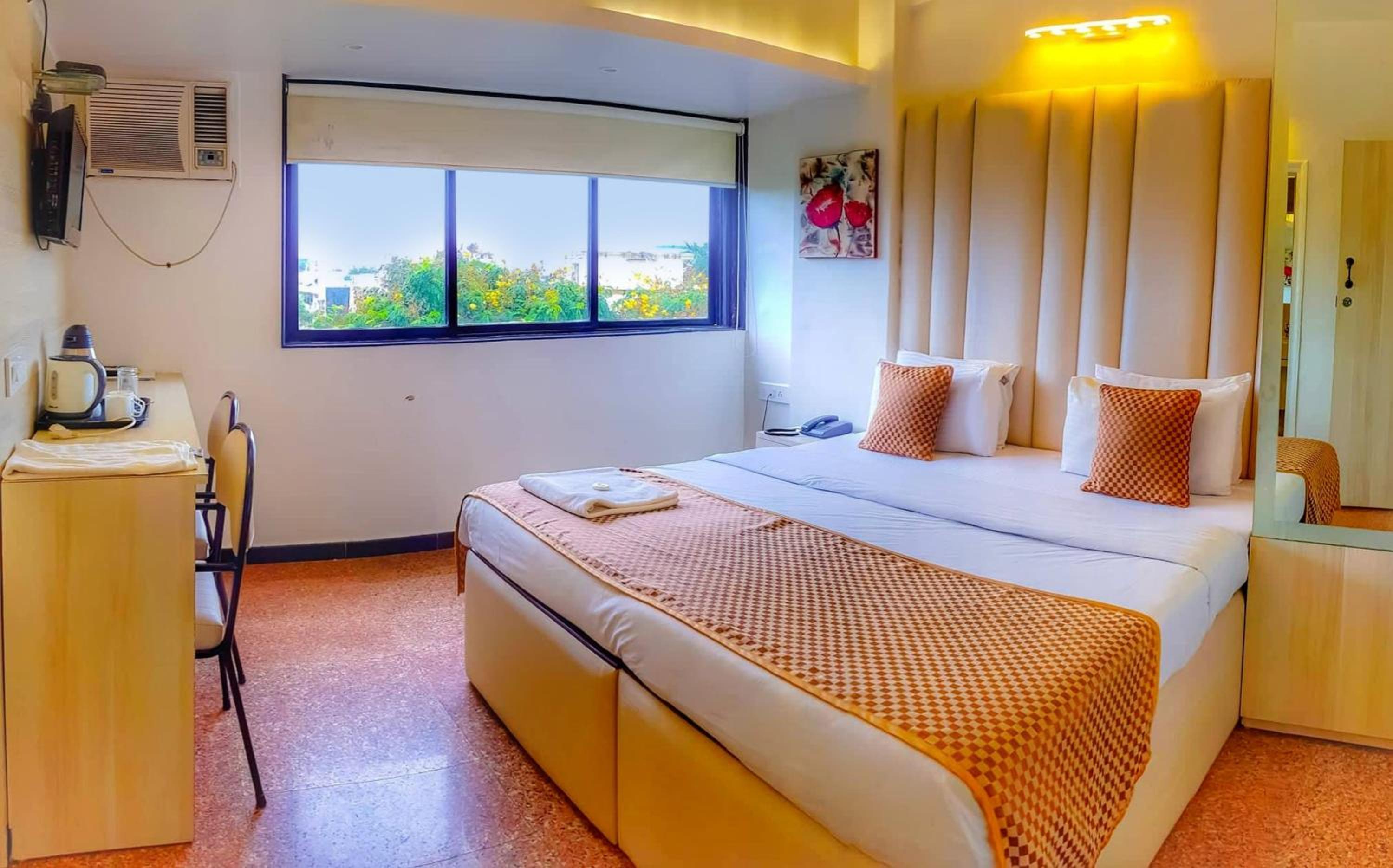 Deluxe Double Room - Photo 1
