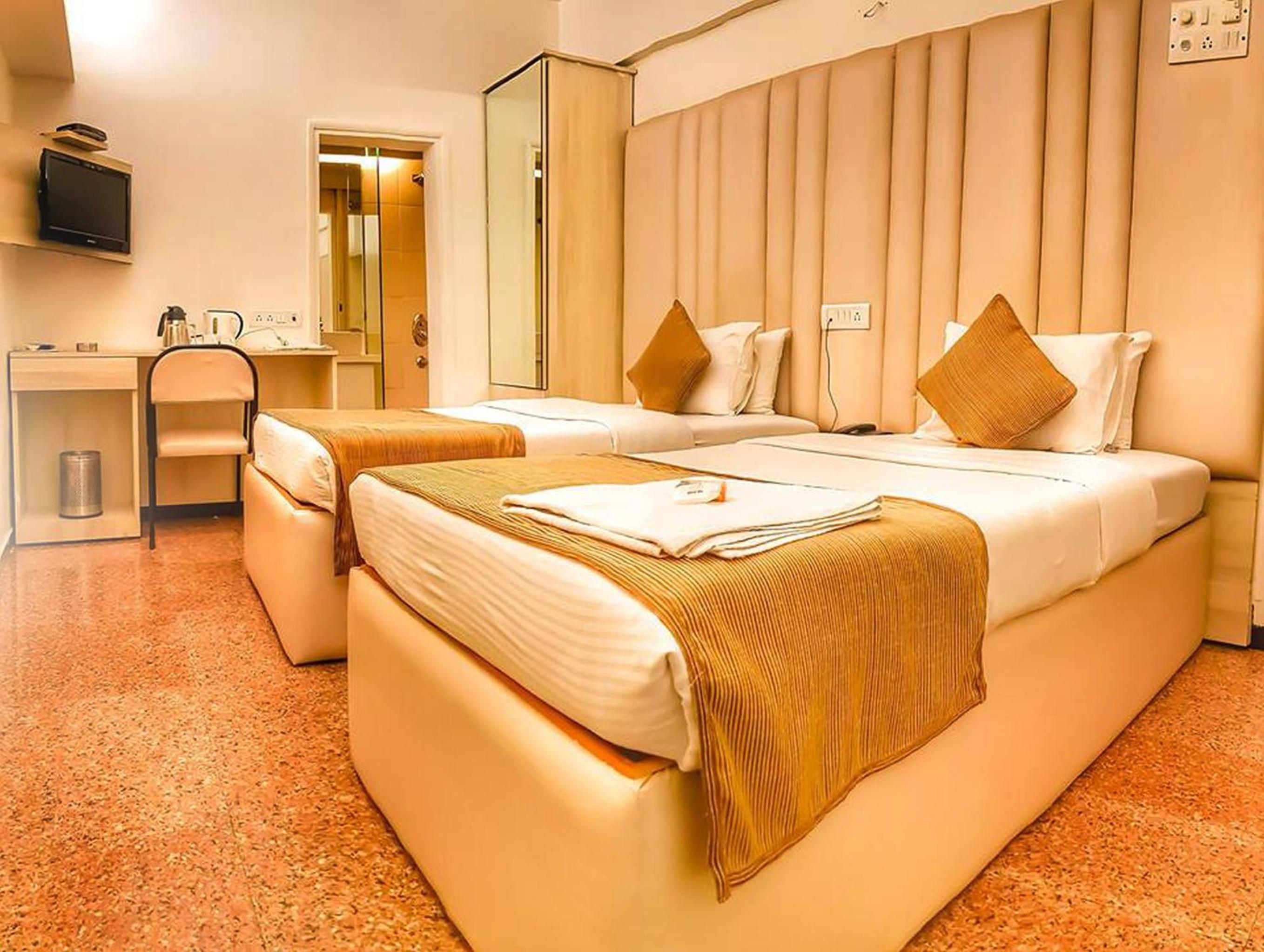 Deluxe Double Room - Photo 5