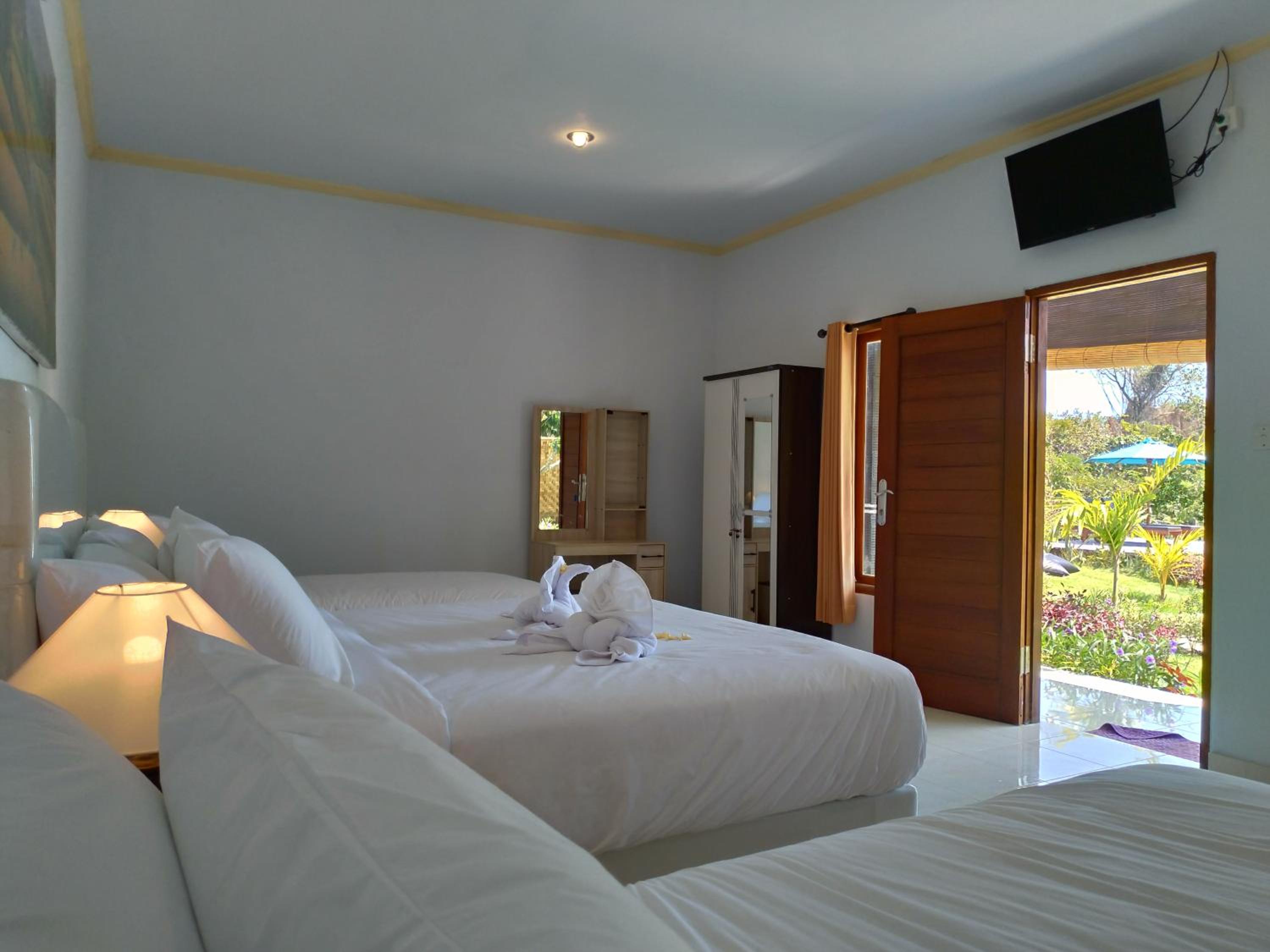 Family Room - Photo 9