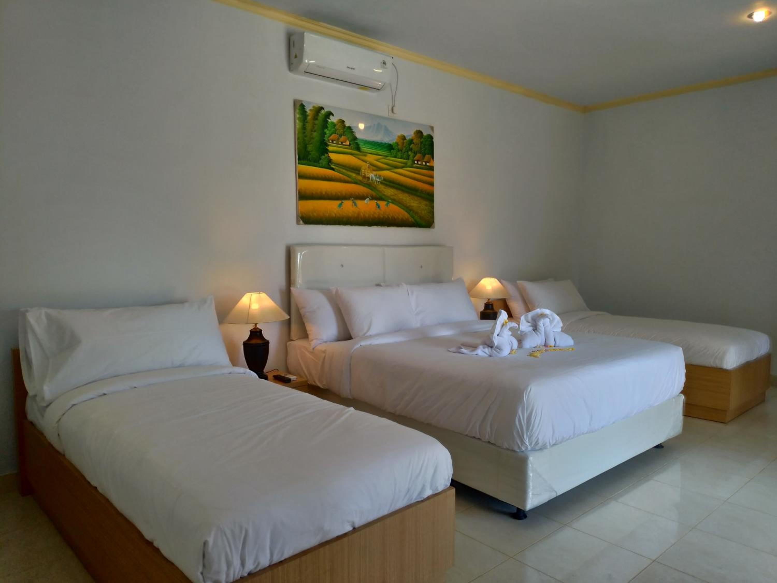 Family Room - Photo 1