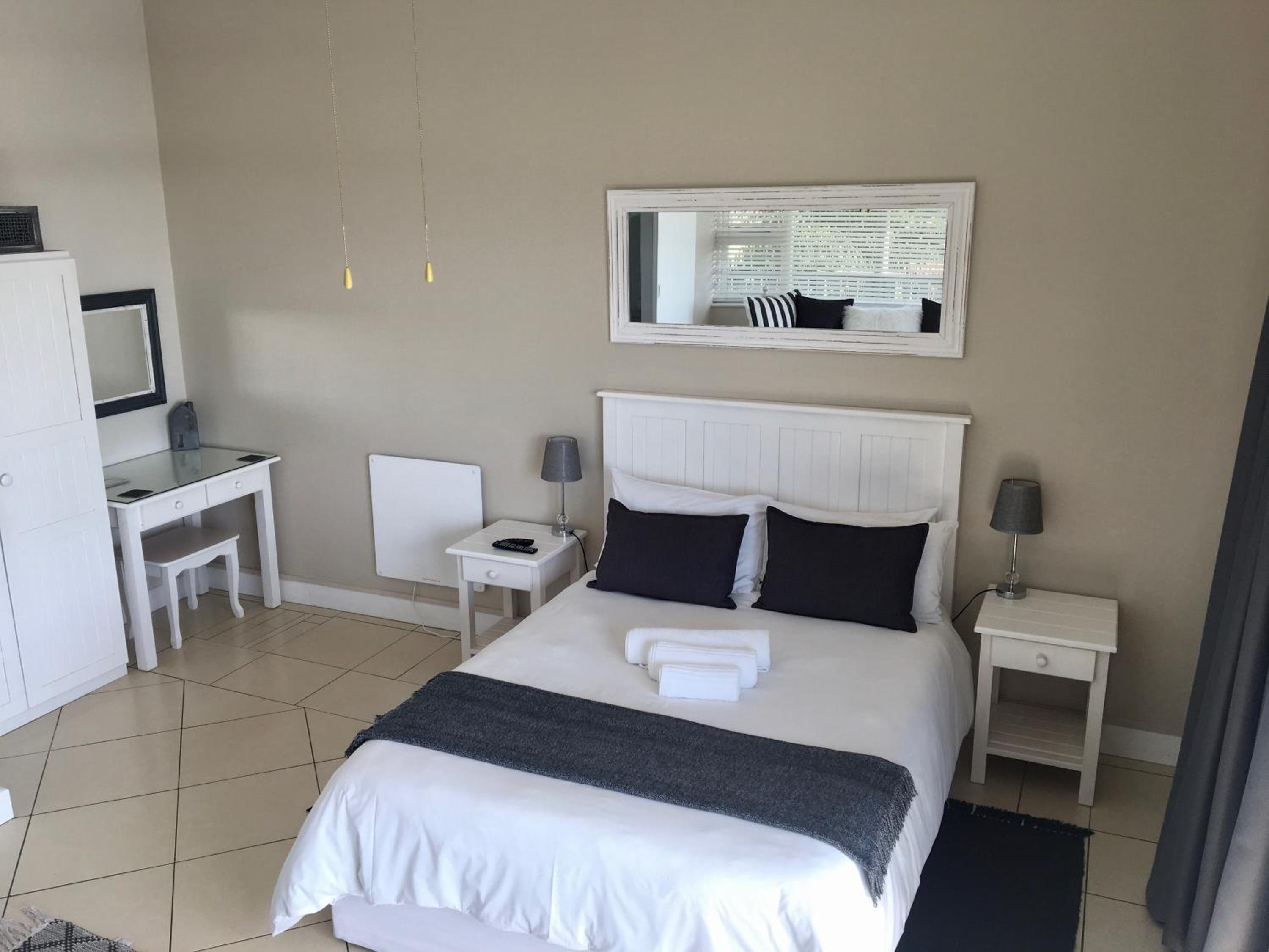Deluxe Triple Room with Sea View photo 2