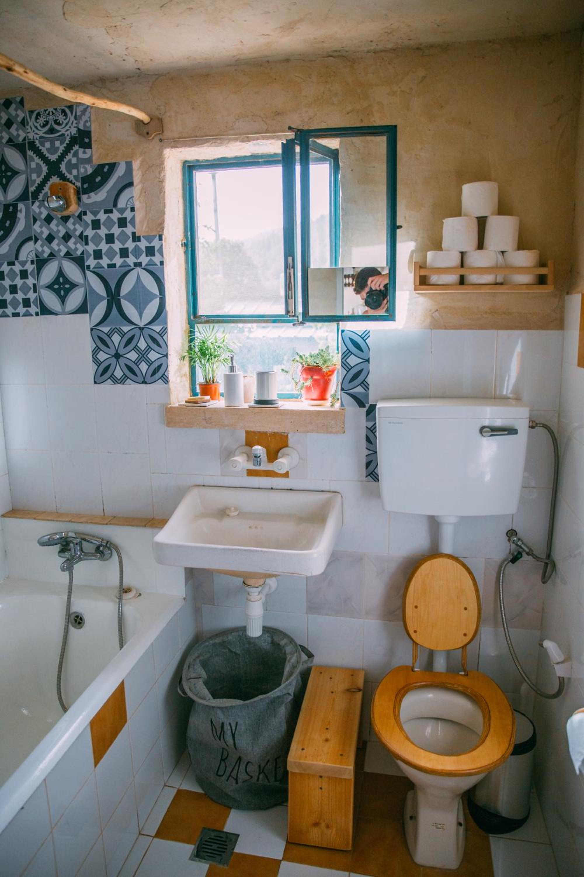 Three-Bedroom House - Photo 21