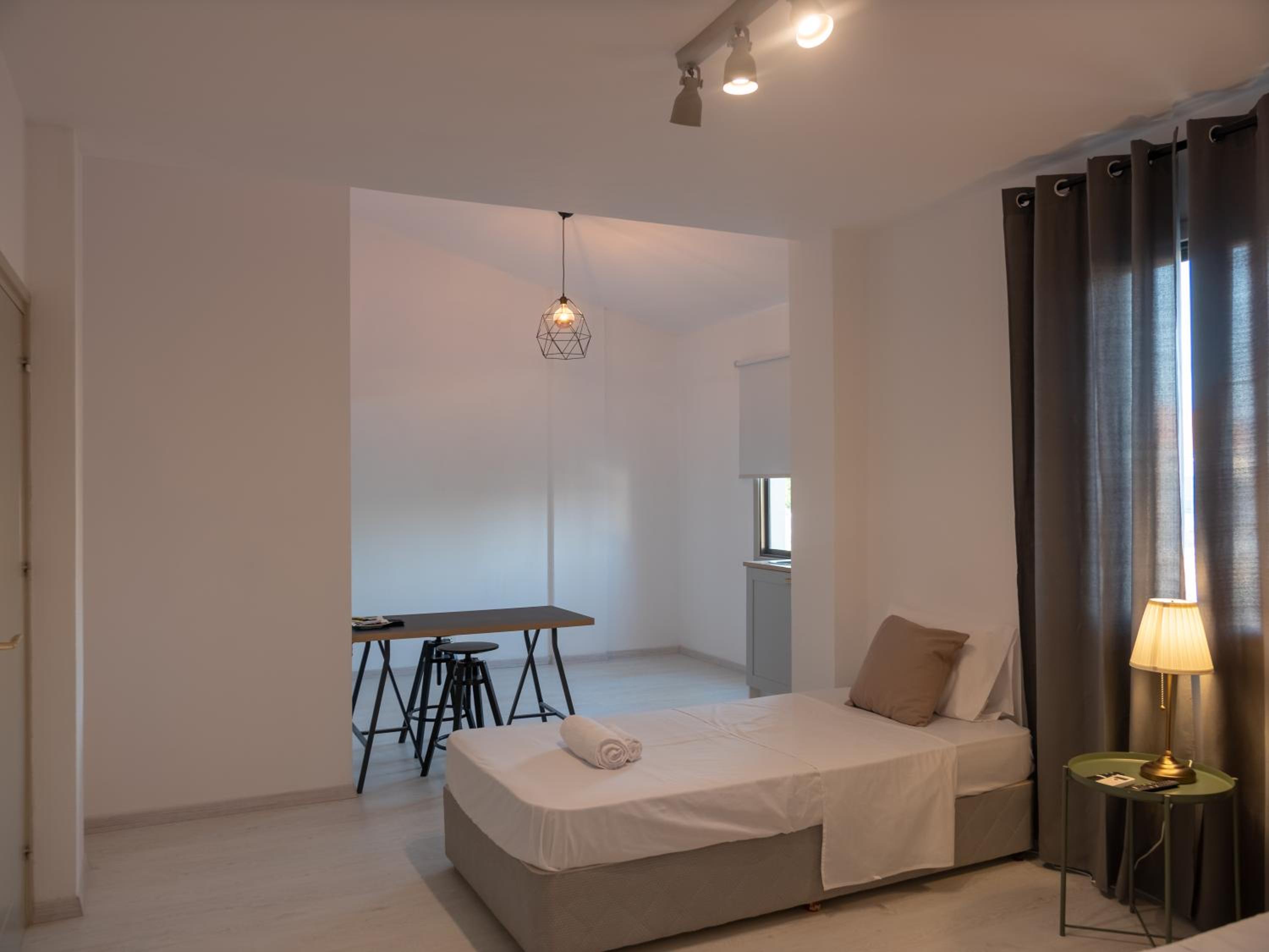 Apartment photo 1