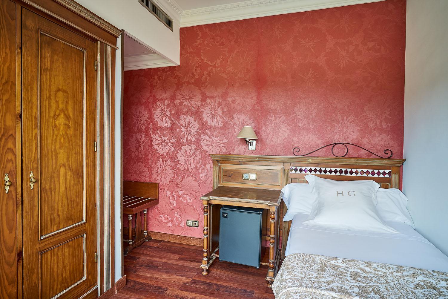 Single Room with 1 Adult Occupancy (Non Smoking) photo 3