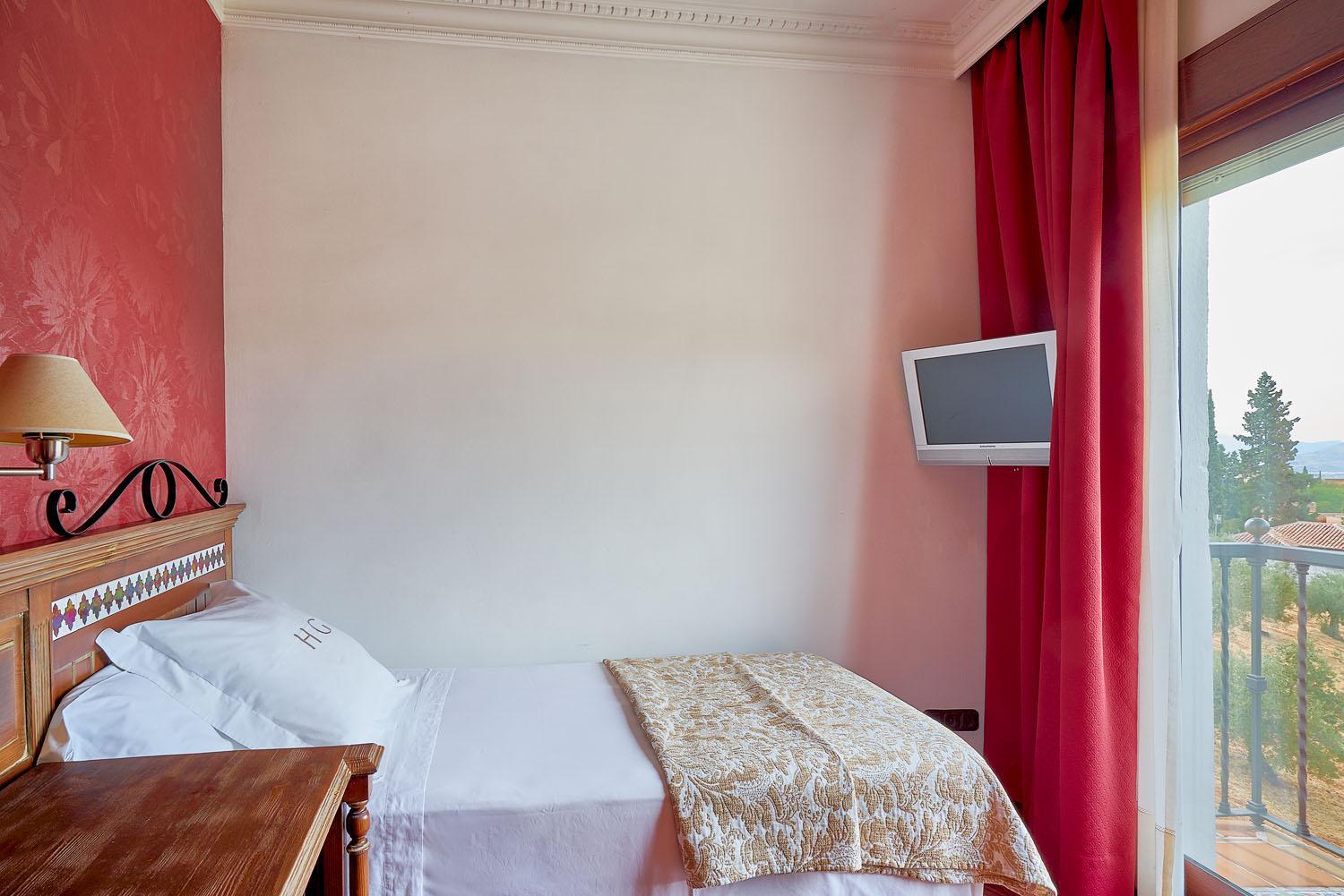 Single Room with 1 Adult Occupancy (Non Smoking) photo 1