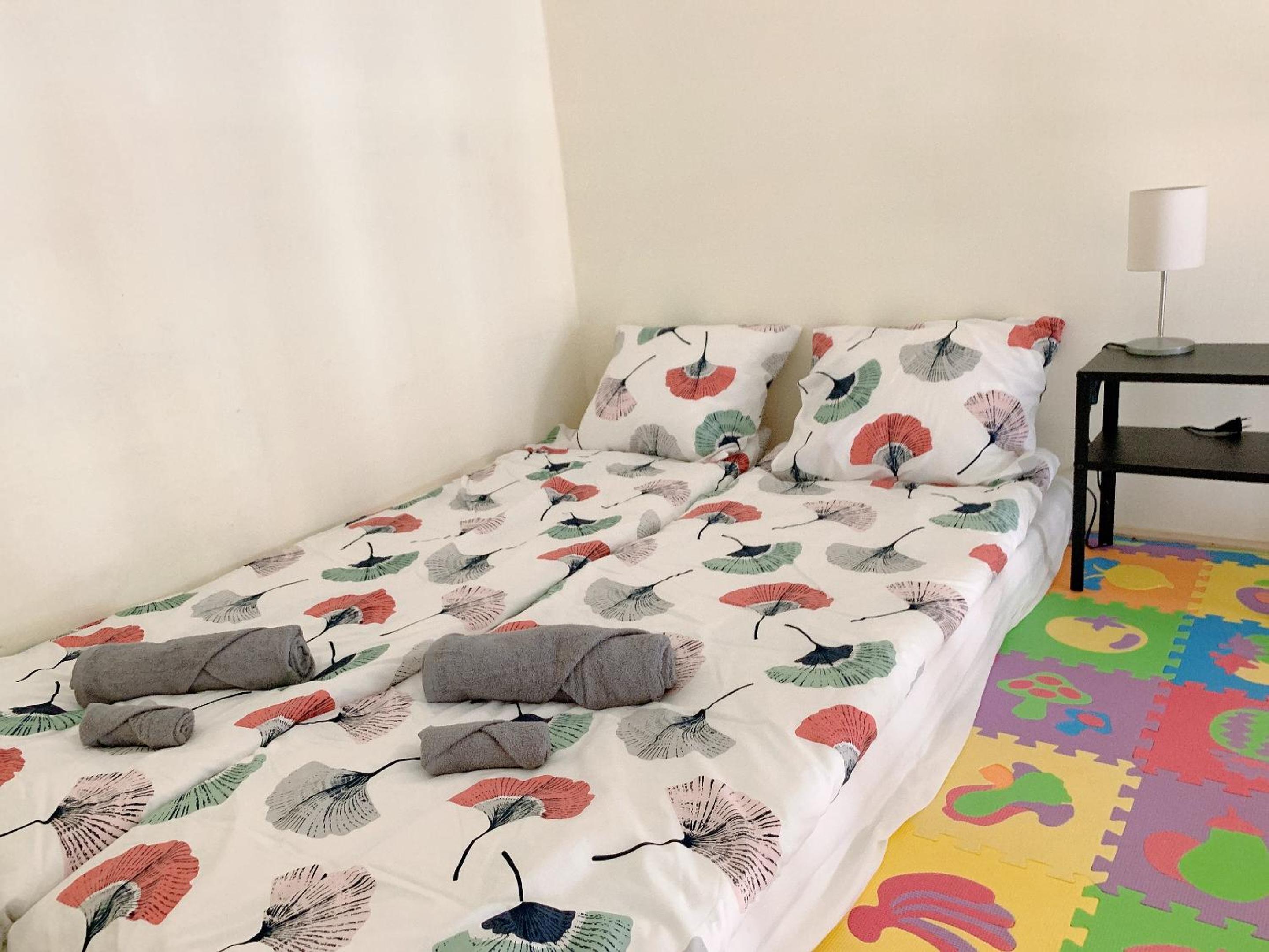 Double Room with Private Bathroom - Photo 8
