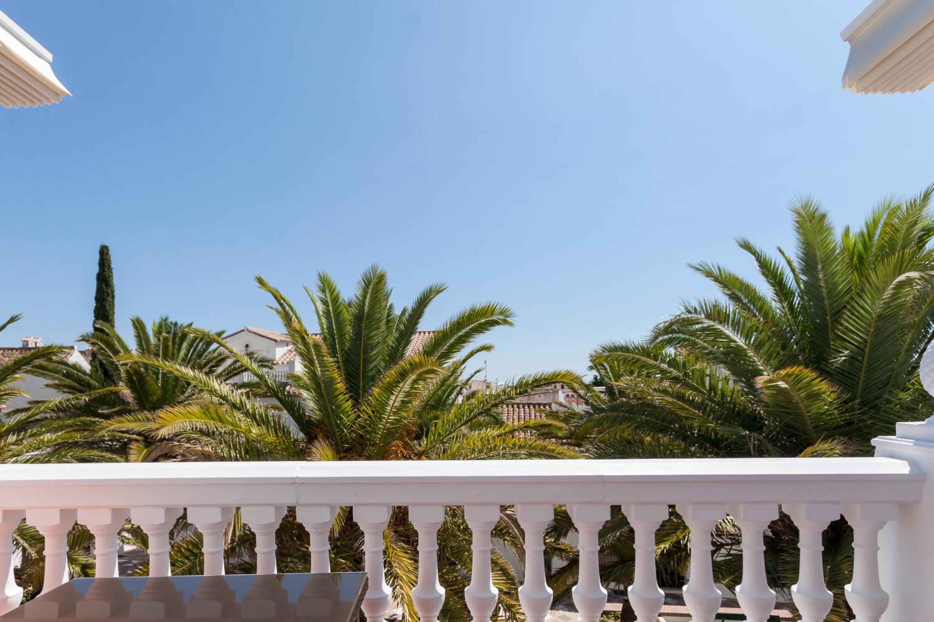 Double Room with Balcony photo 3