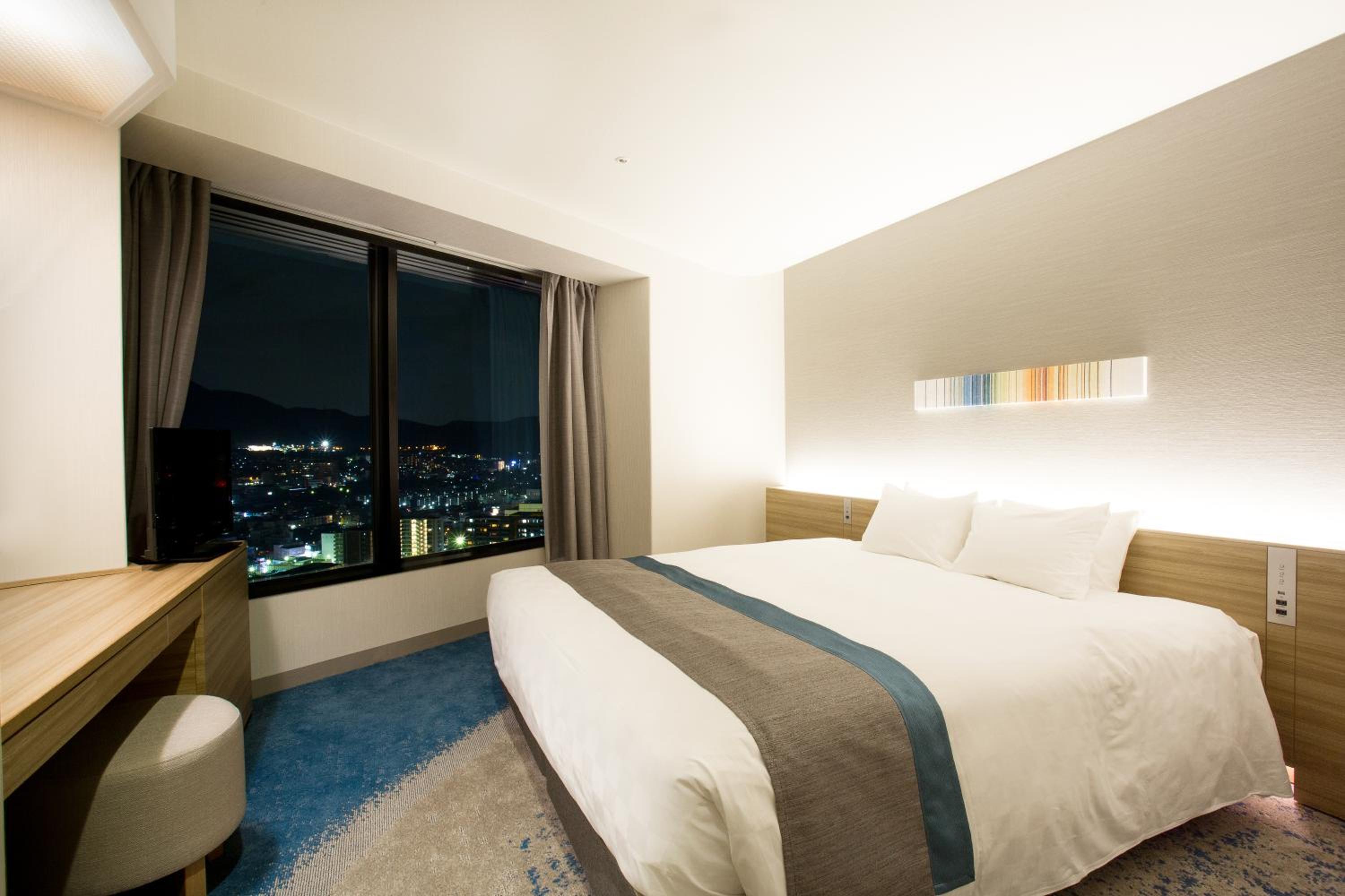 Deluxe Double Room - Dinner Buffet starts from 5:30 PM - Photo 1