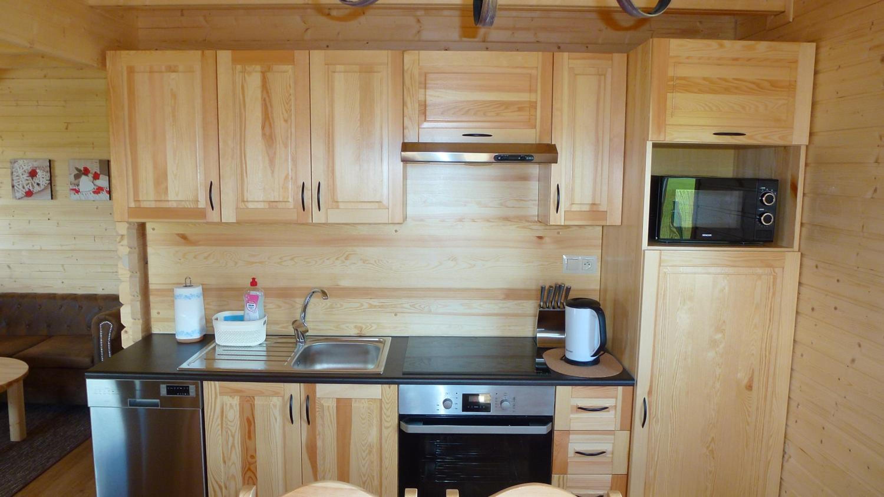 Two-Bedroom House - Photo 20
