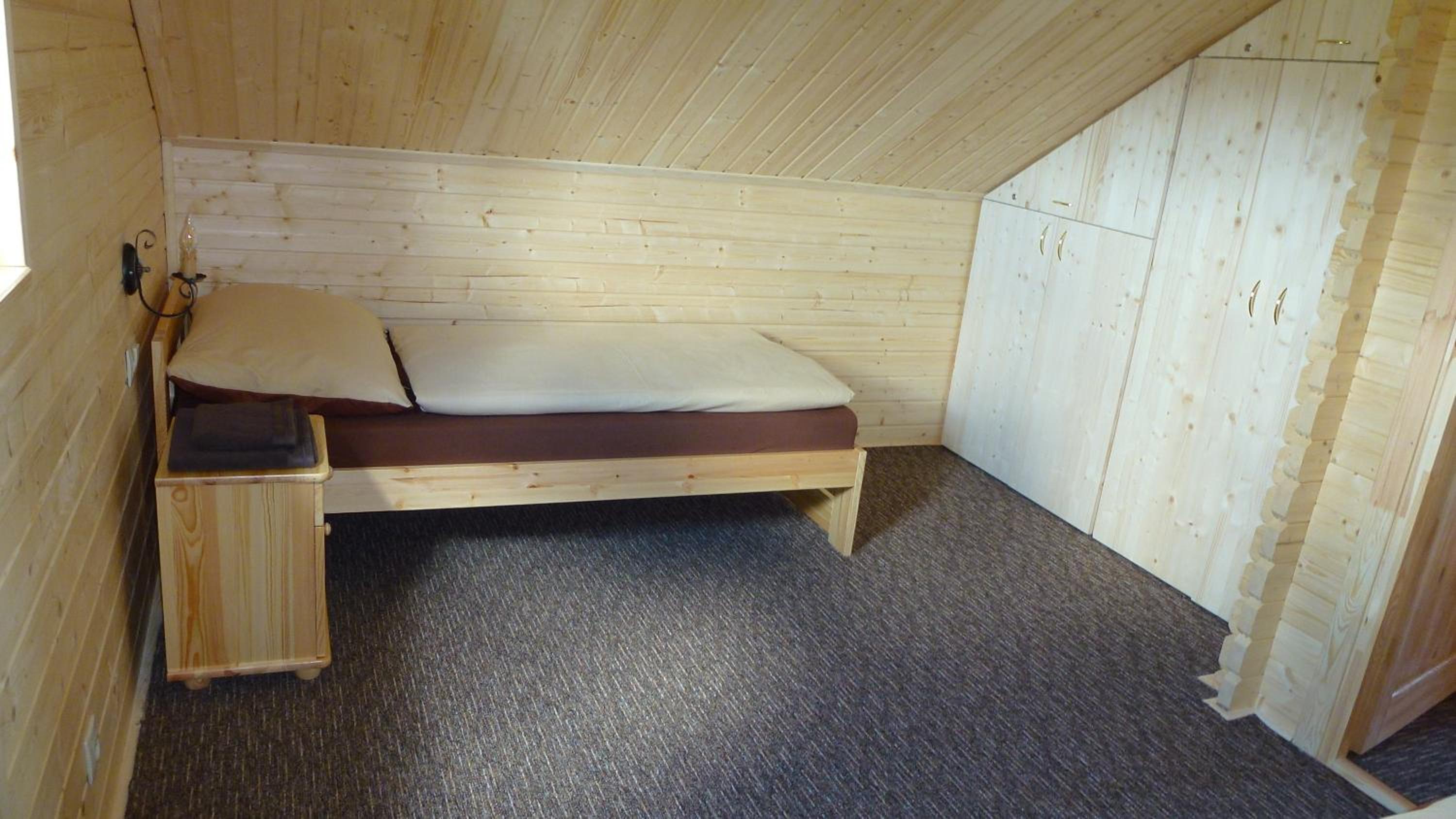 Two-Bedroom House - Photo 11