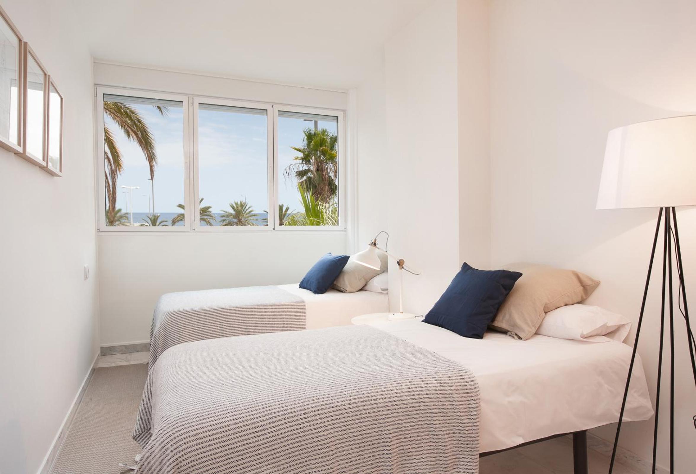 Three-Bedroom Beachfront Apartment photo 3