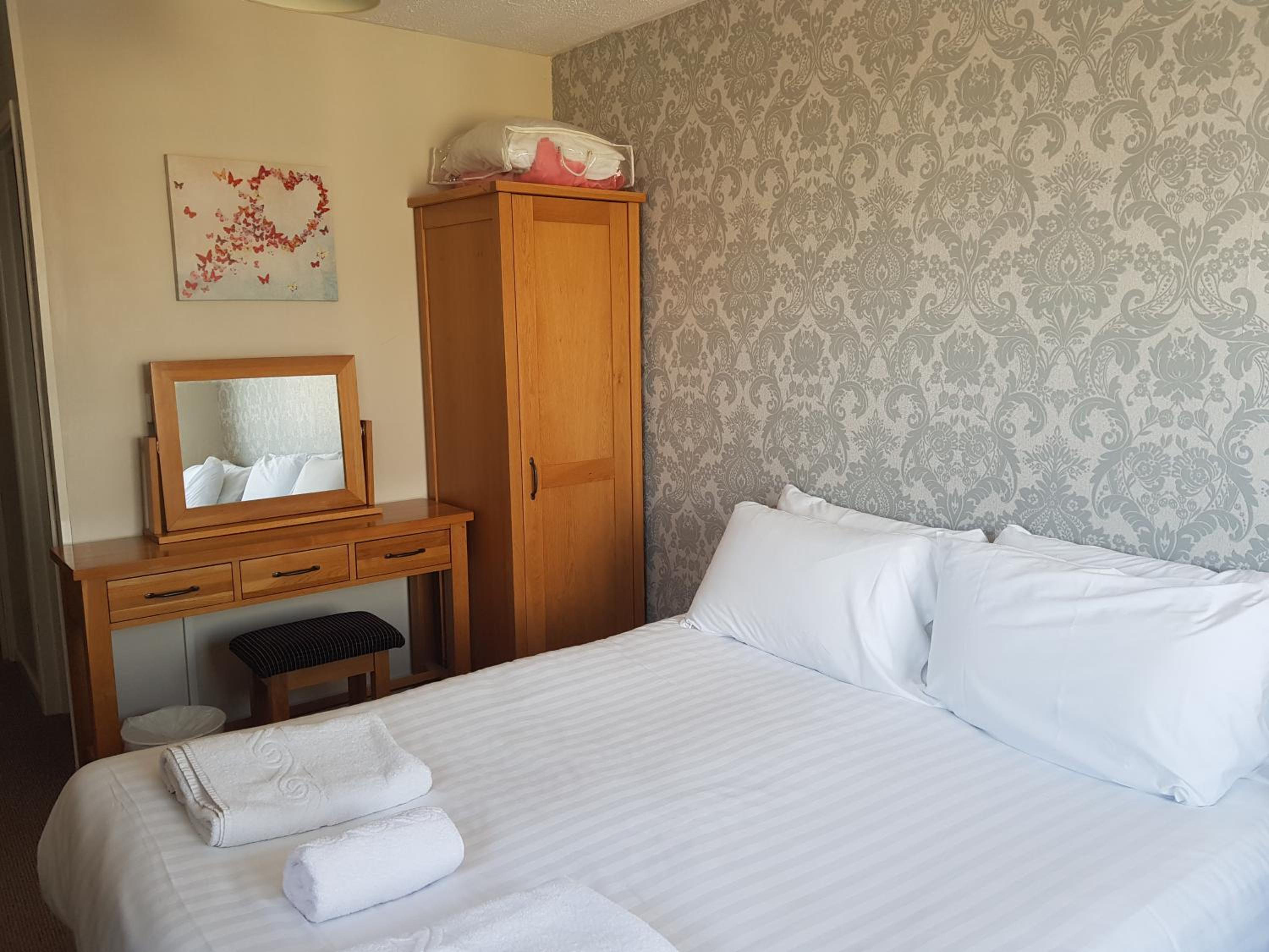 Standard Twin Room with Sea View photo 2