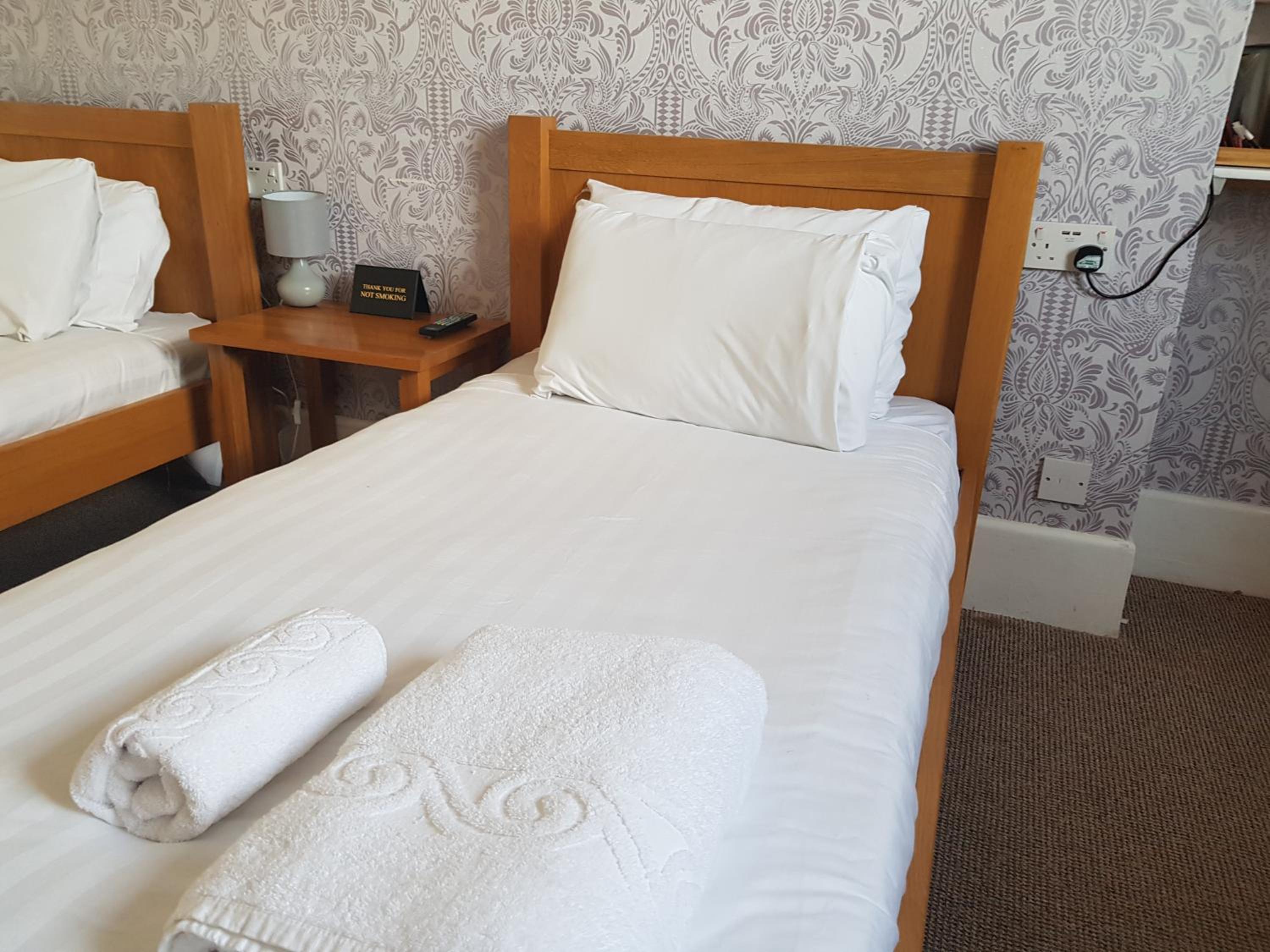 Twin Room with Sea View photo 3