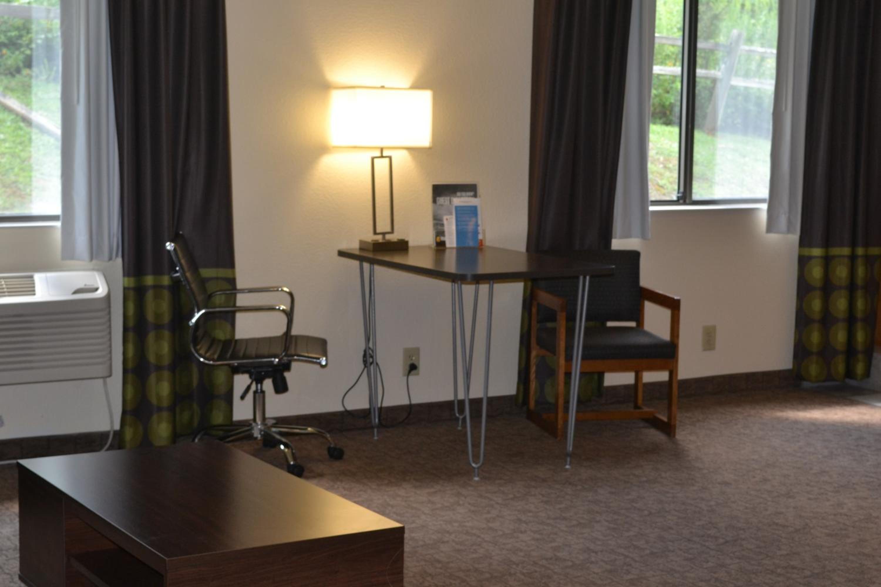 Superior King Studio Suite - Non-Smoking - Photo 5