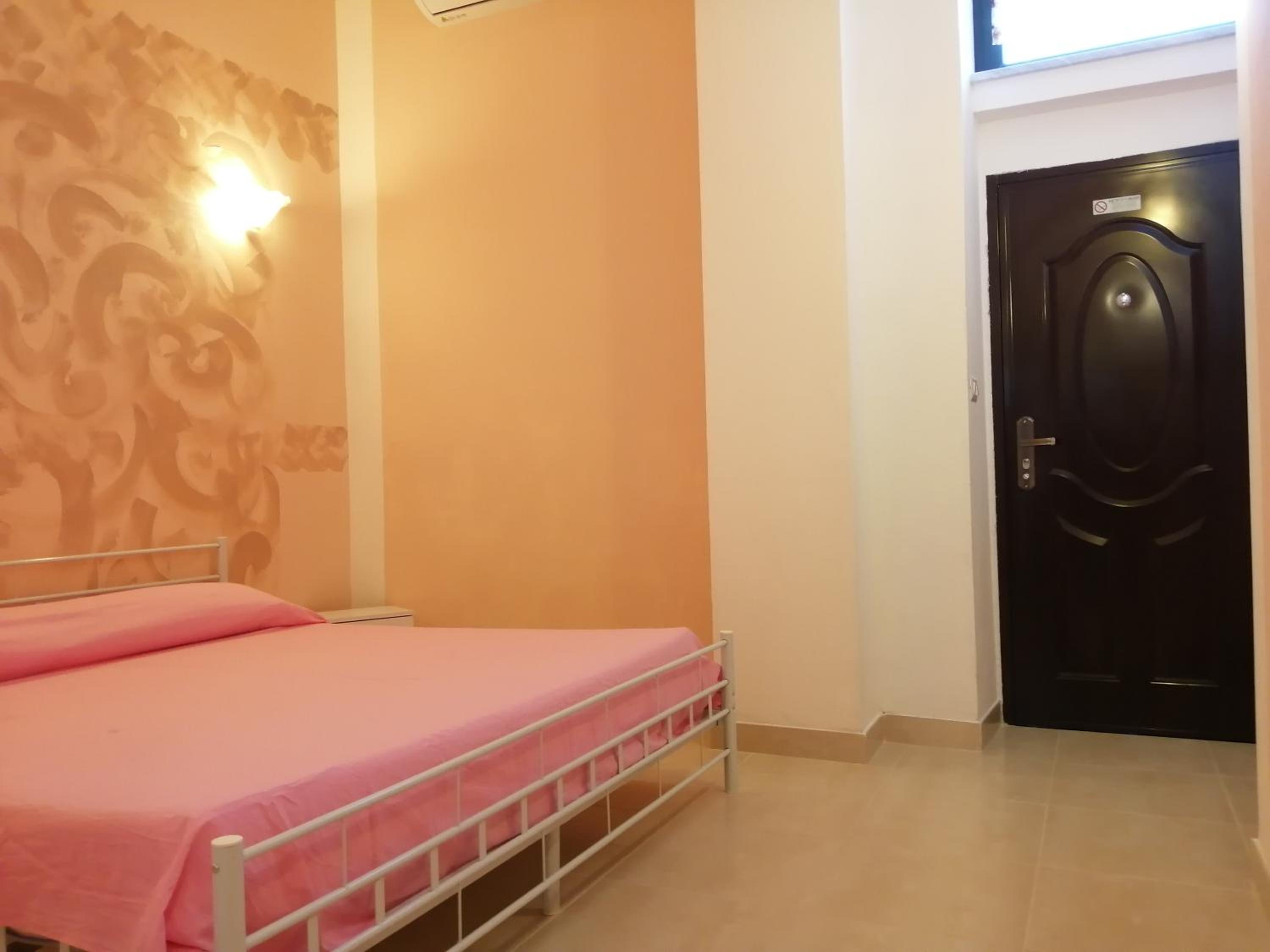 Deluxe Room - Photo 46