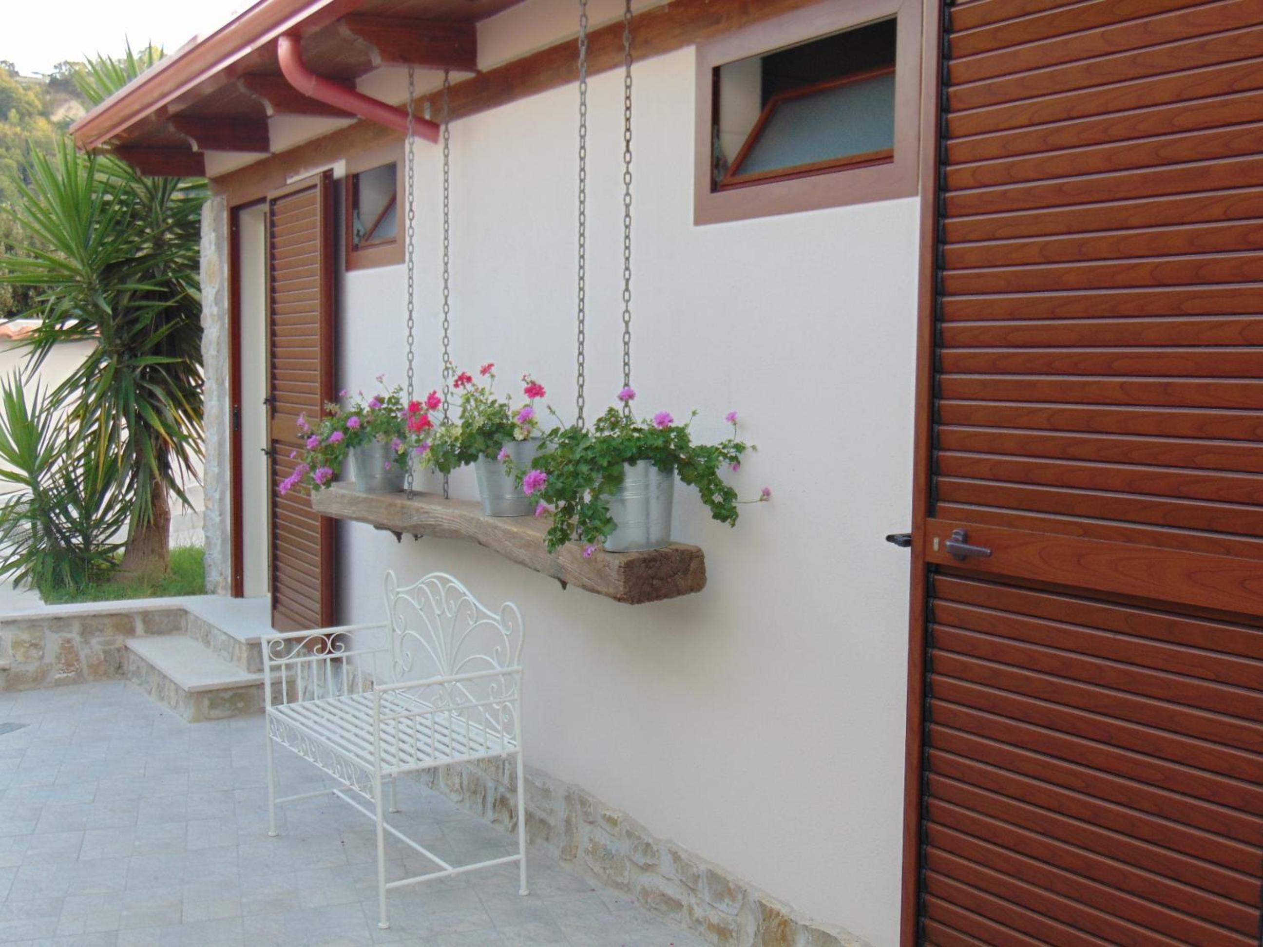Double Room - Photo 7