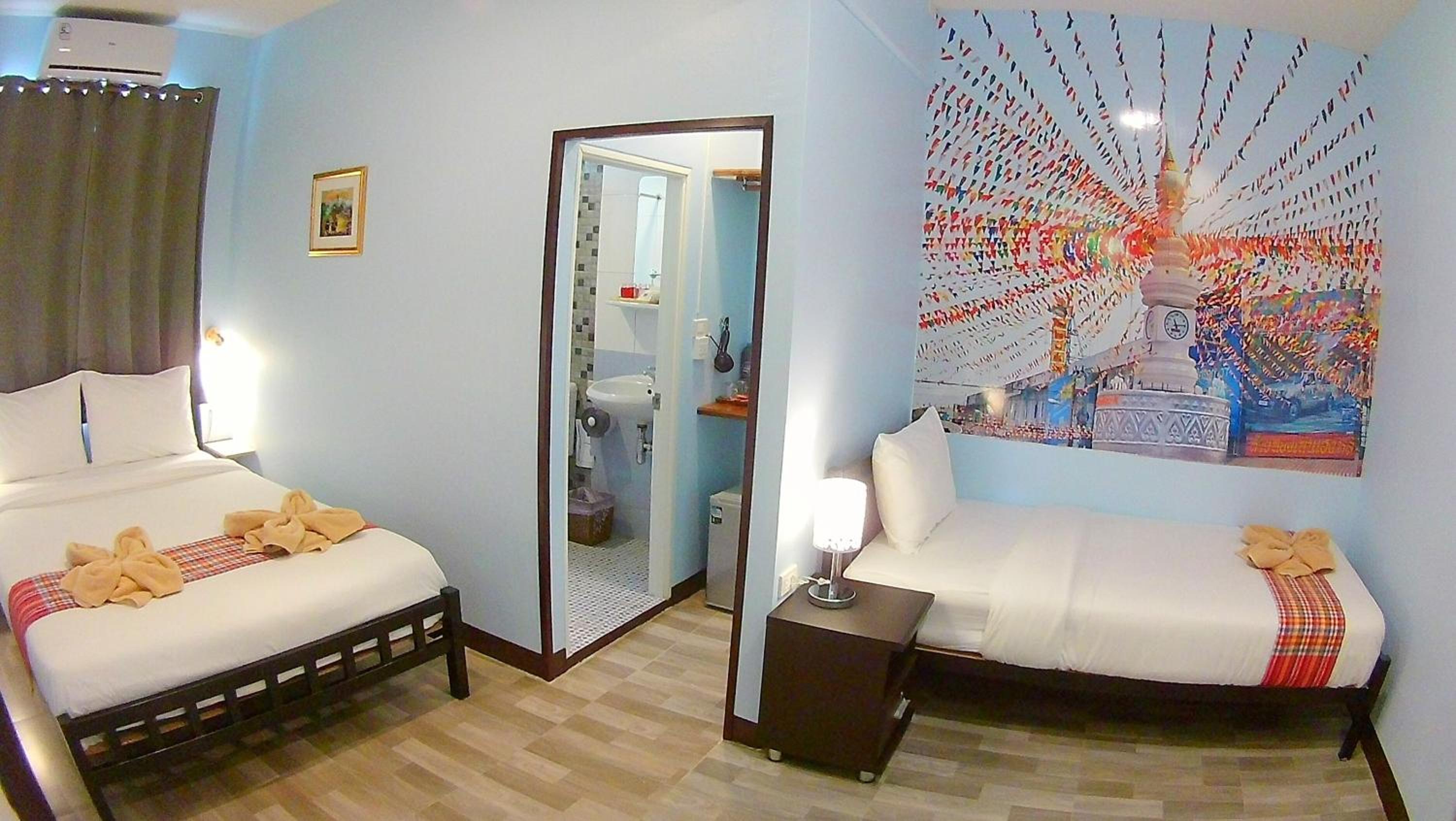 Standard Twin Room - Photo 3