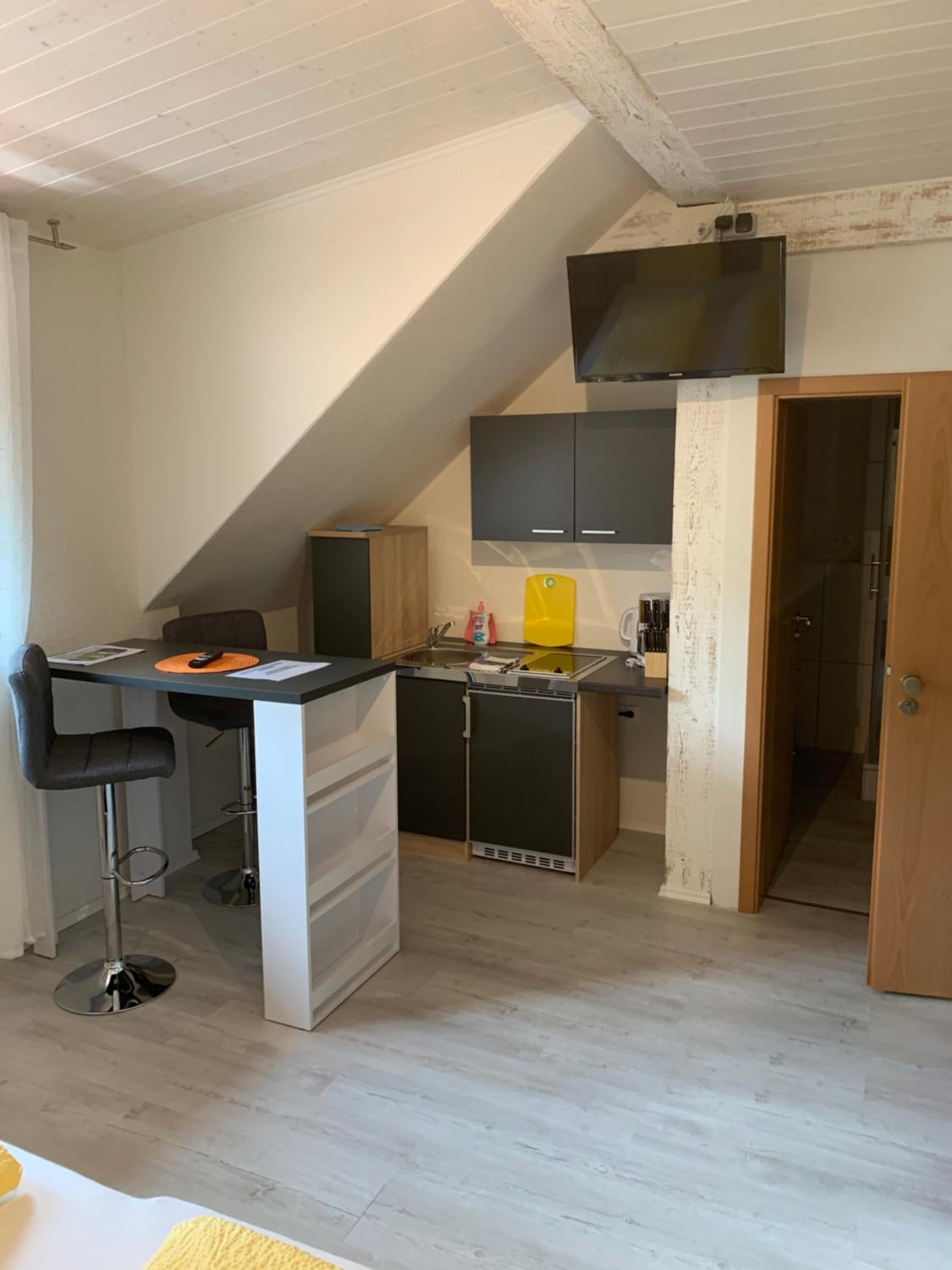 One-Bedroom Apartment - Photo 13