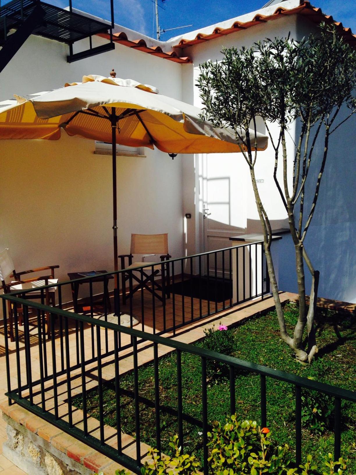 Deluxe Double Room with Shower