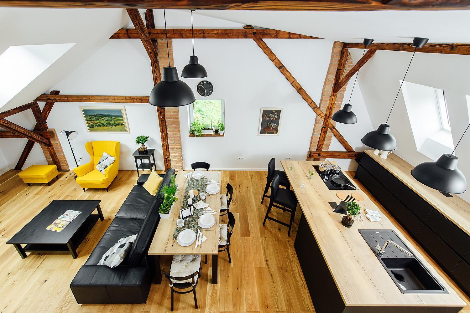 One-Bedroom Apartment - Photo 12
