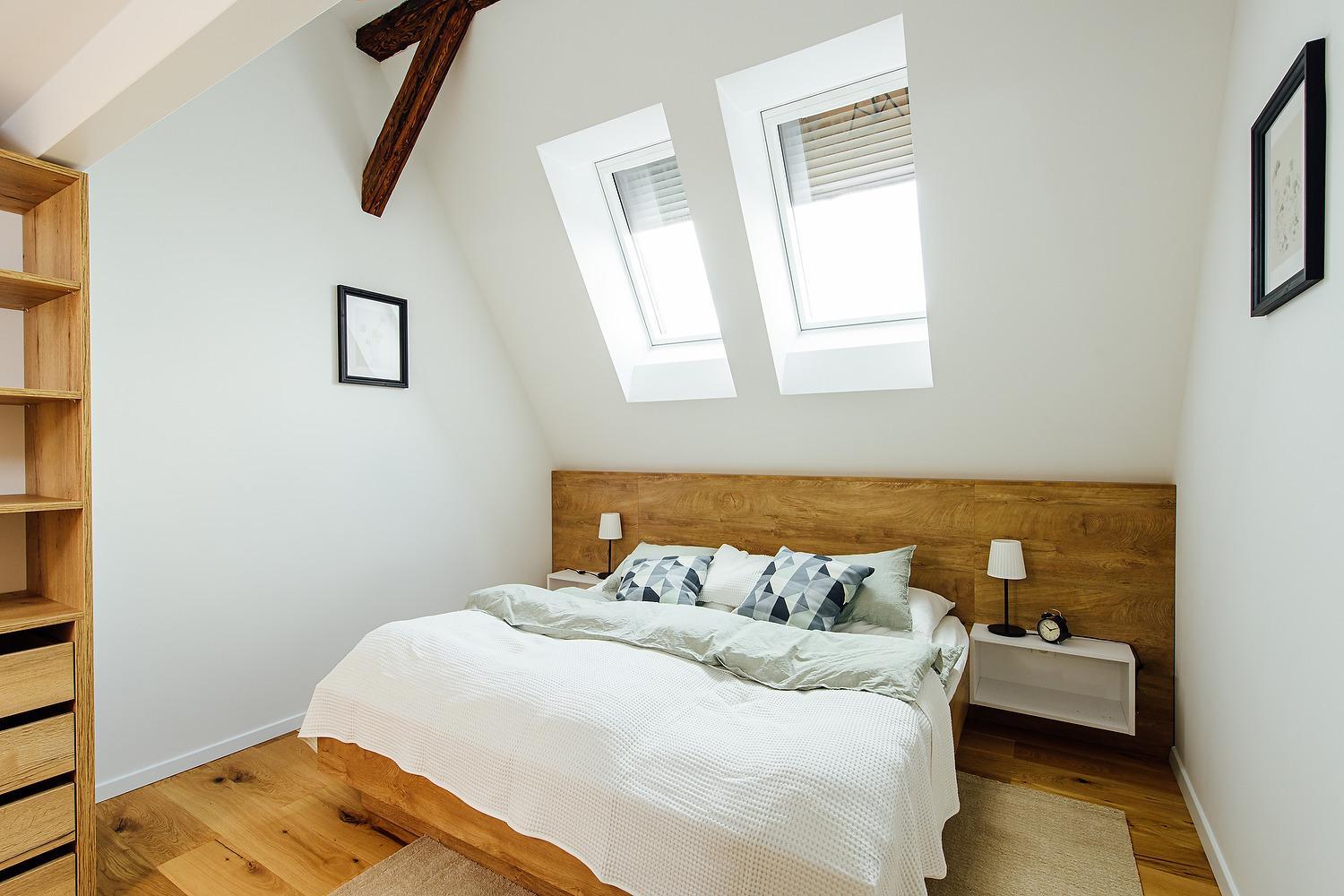 One-Bedroom Apartment - Photo 3