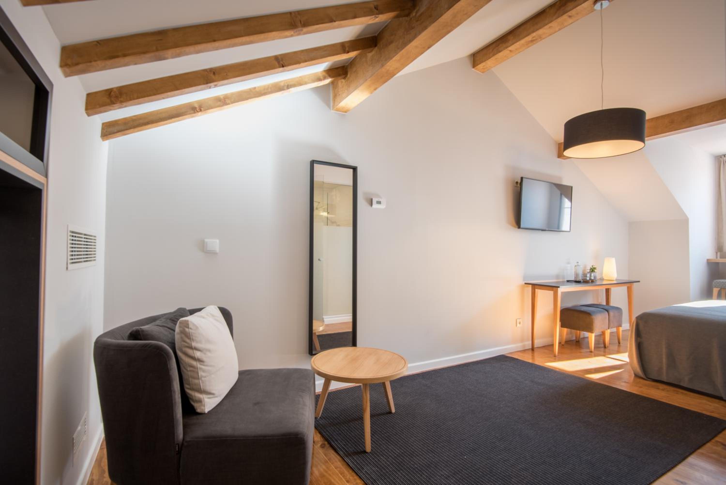 Large Double Room photo 2