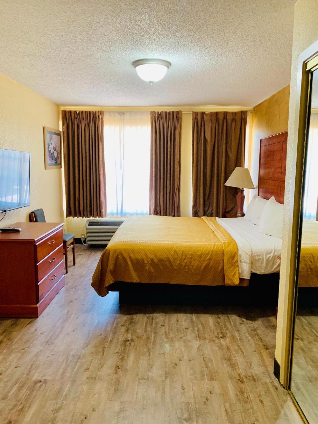 King Suite photo 3