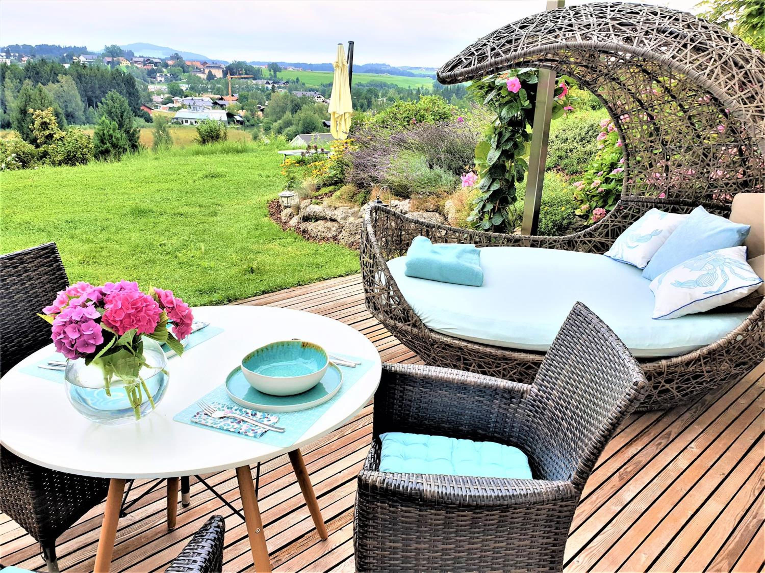 Two-Bedroom Apartment with Garden photo 2