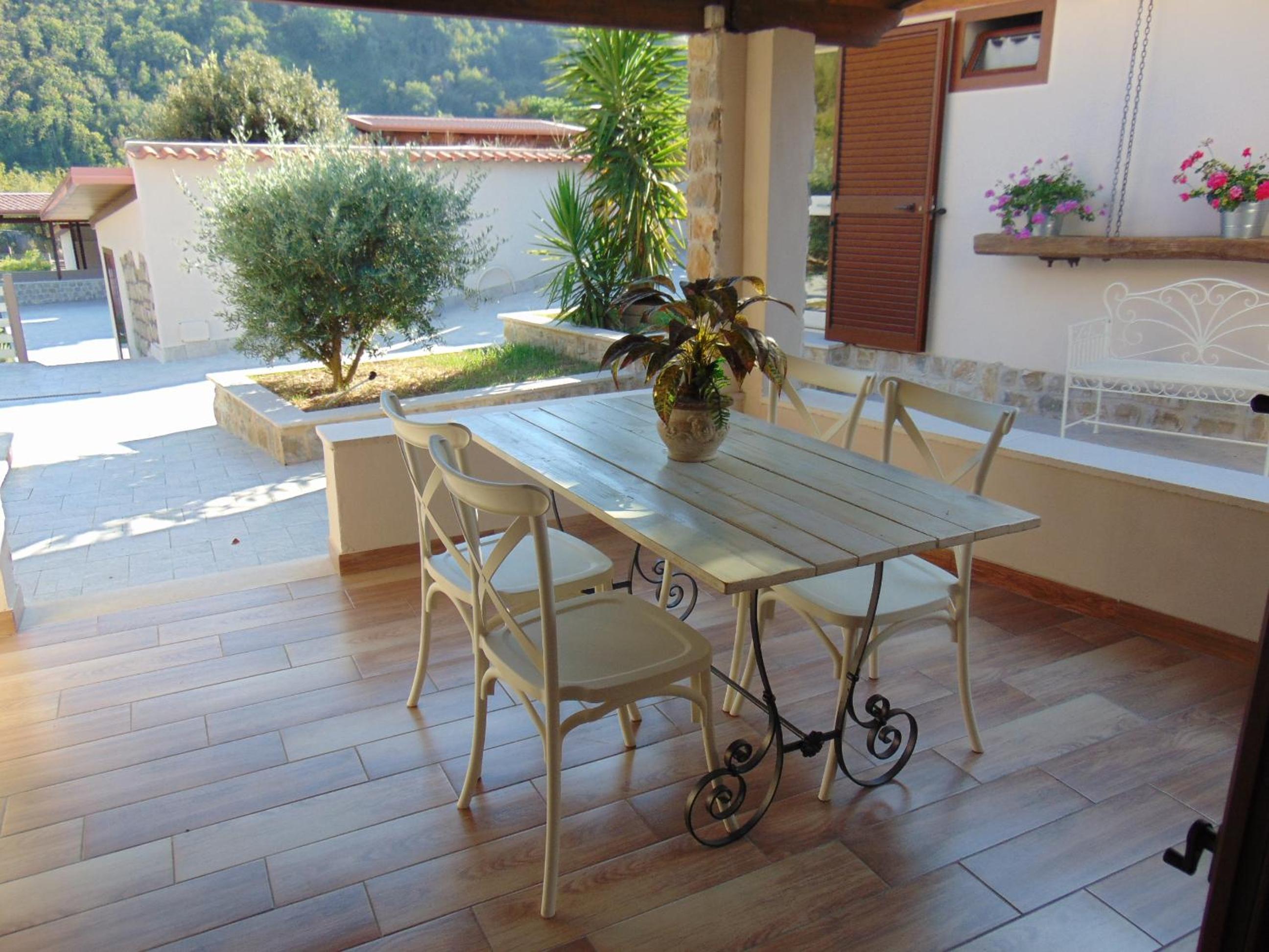 Quadruple Room with Terrace - Photo 2