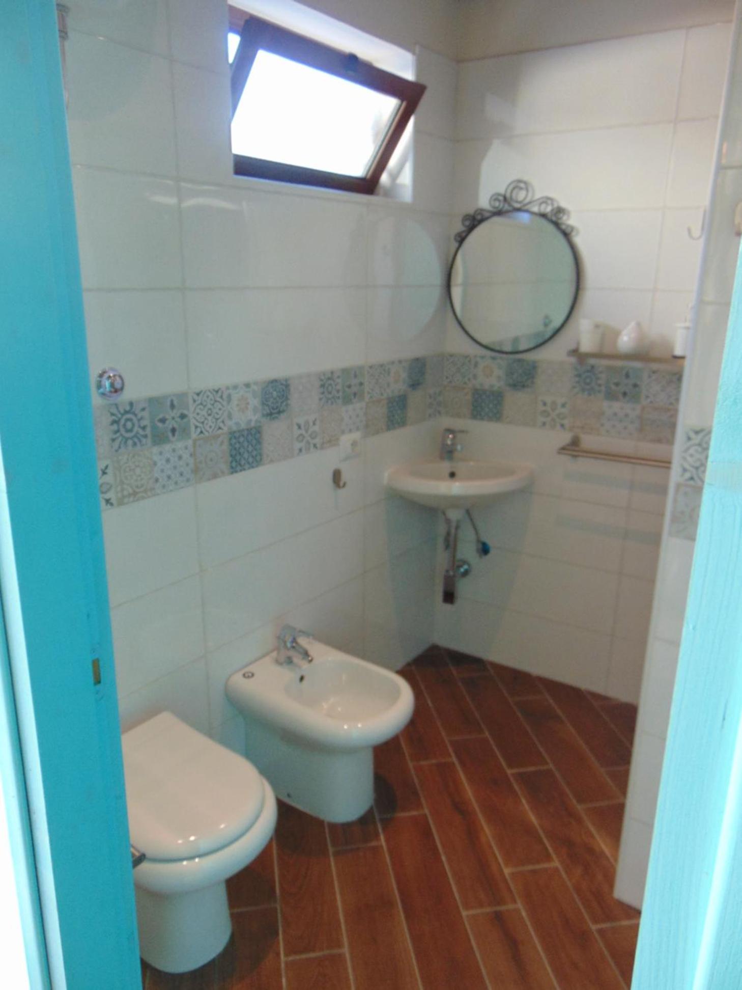Double Room - Photo 5