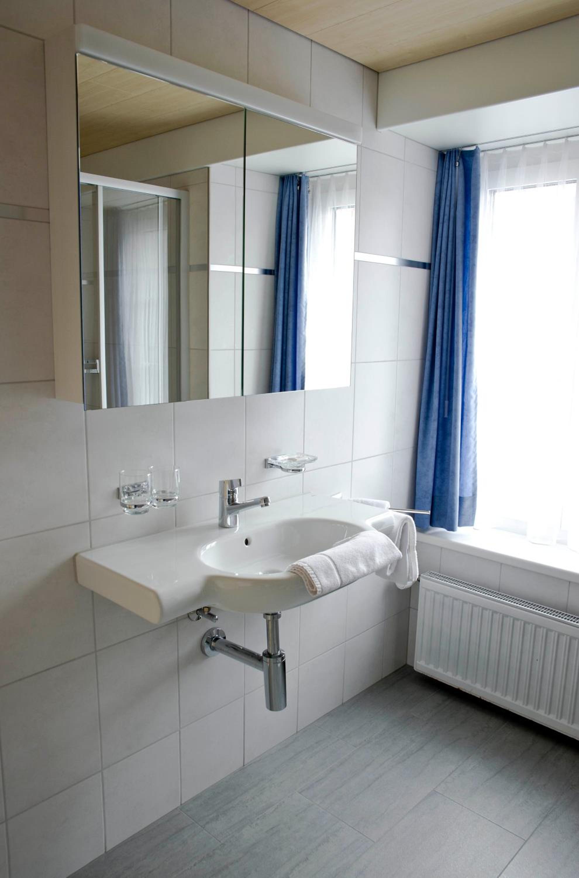 Double Room - Photo 7