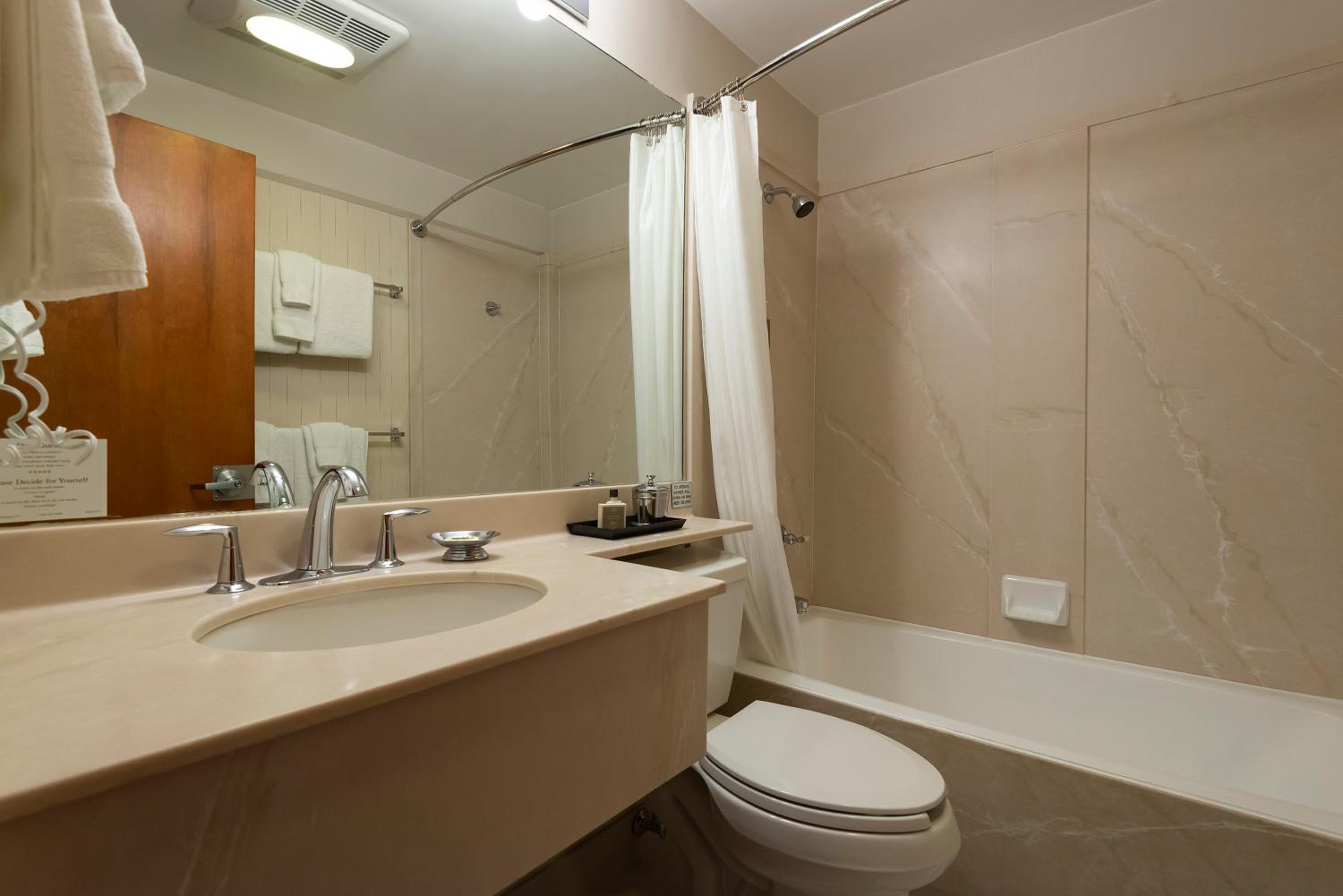 Twin Room with Balcony photo 2