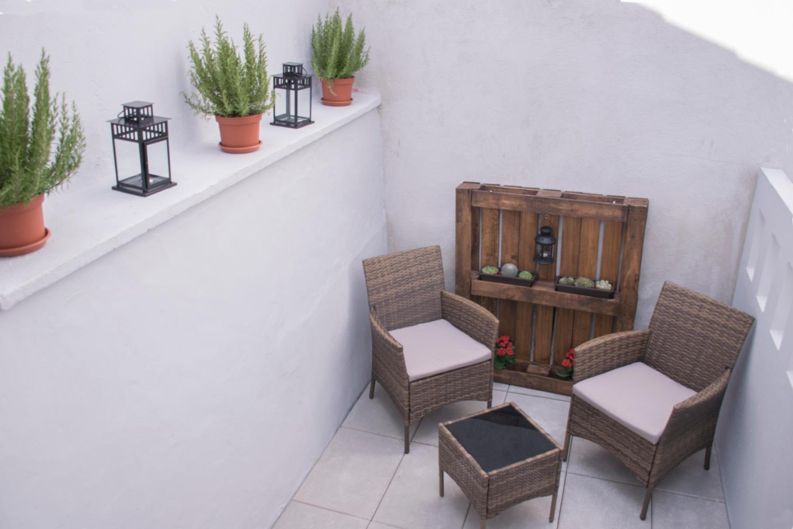 Three-Bedroom Apartment - Photo 7