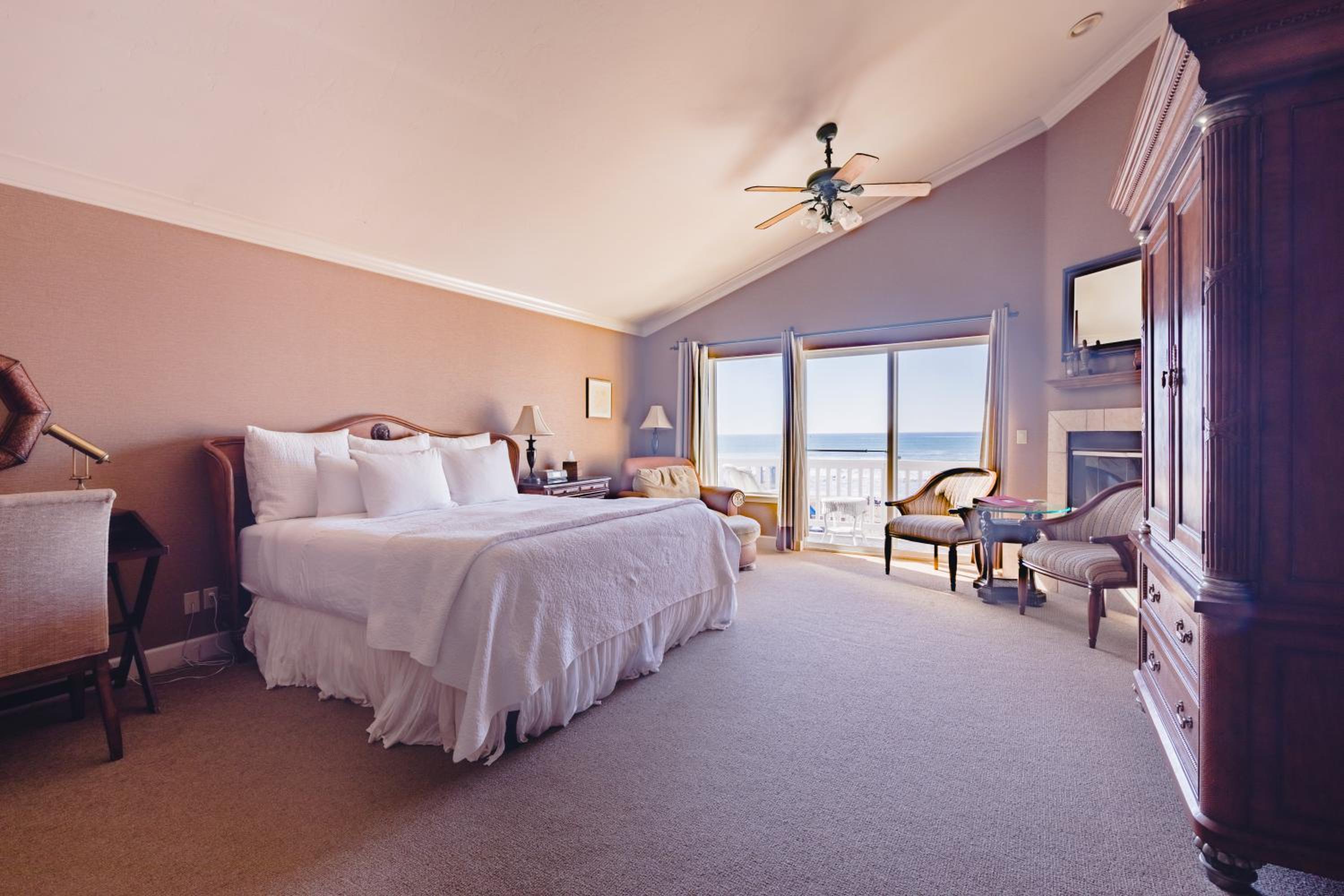 King Room with Sea View photo 2