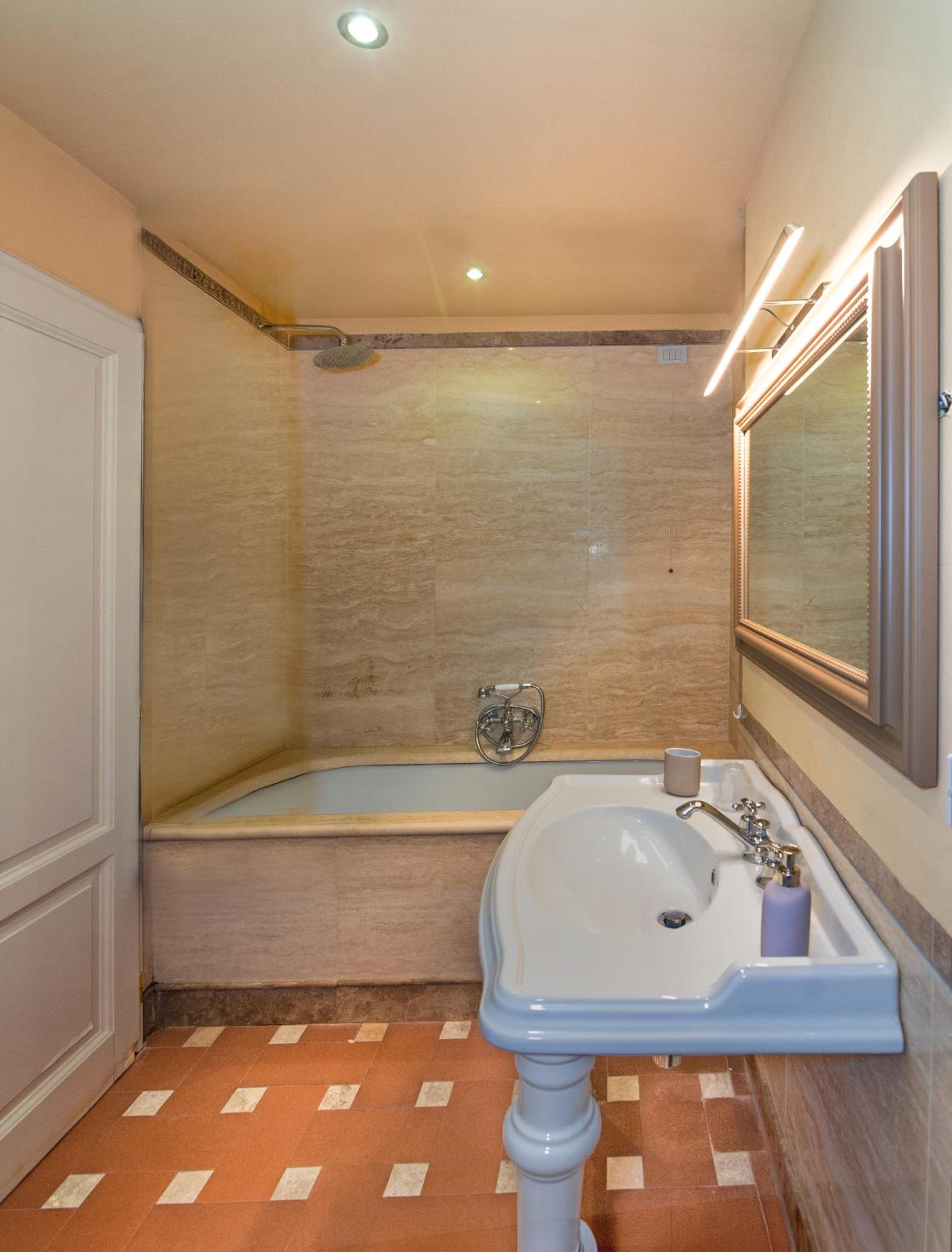 Classic Triple Room