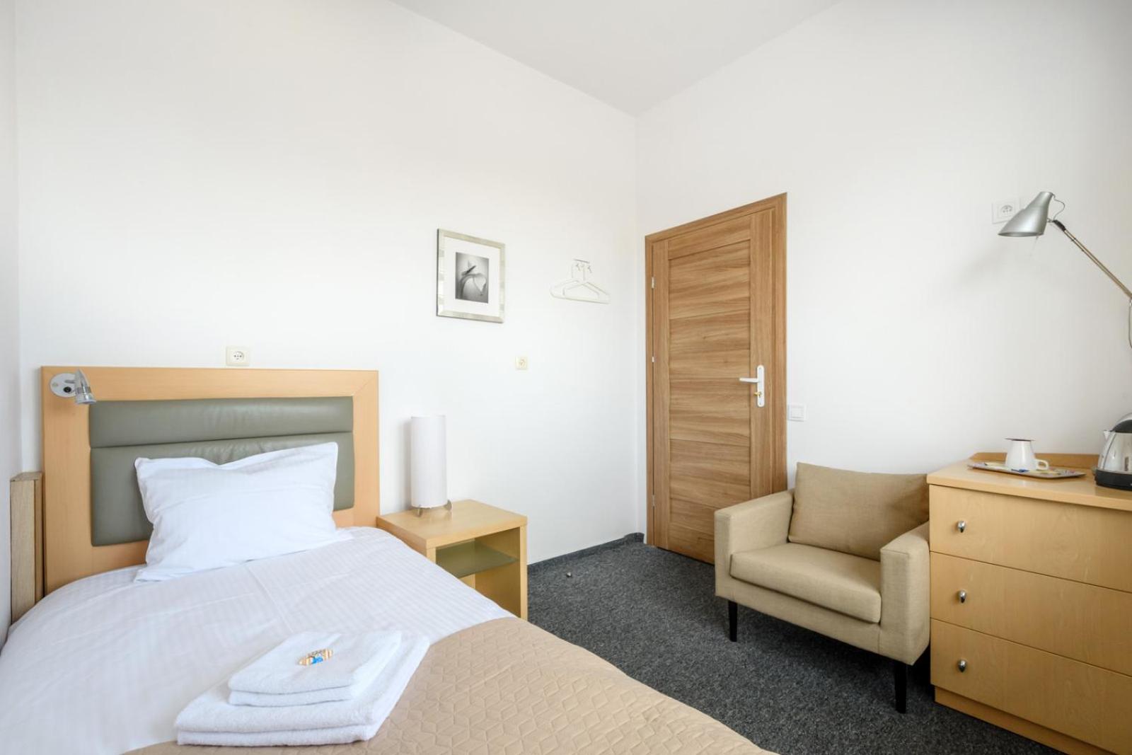 Standard Single Room with Shared Bathroom