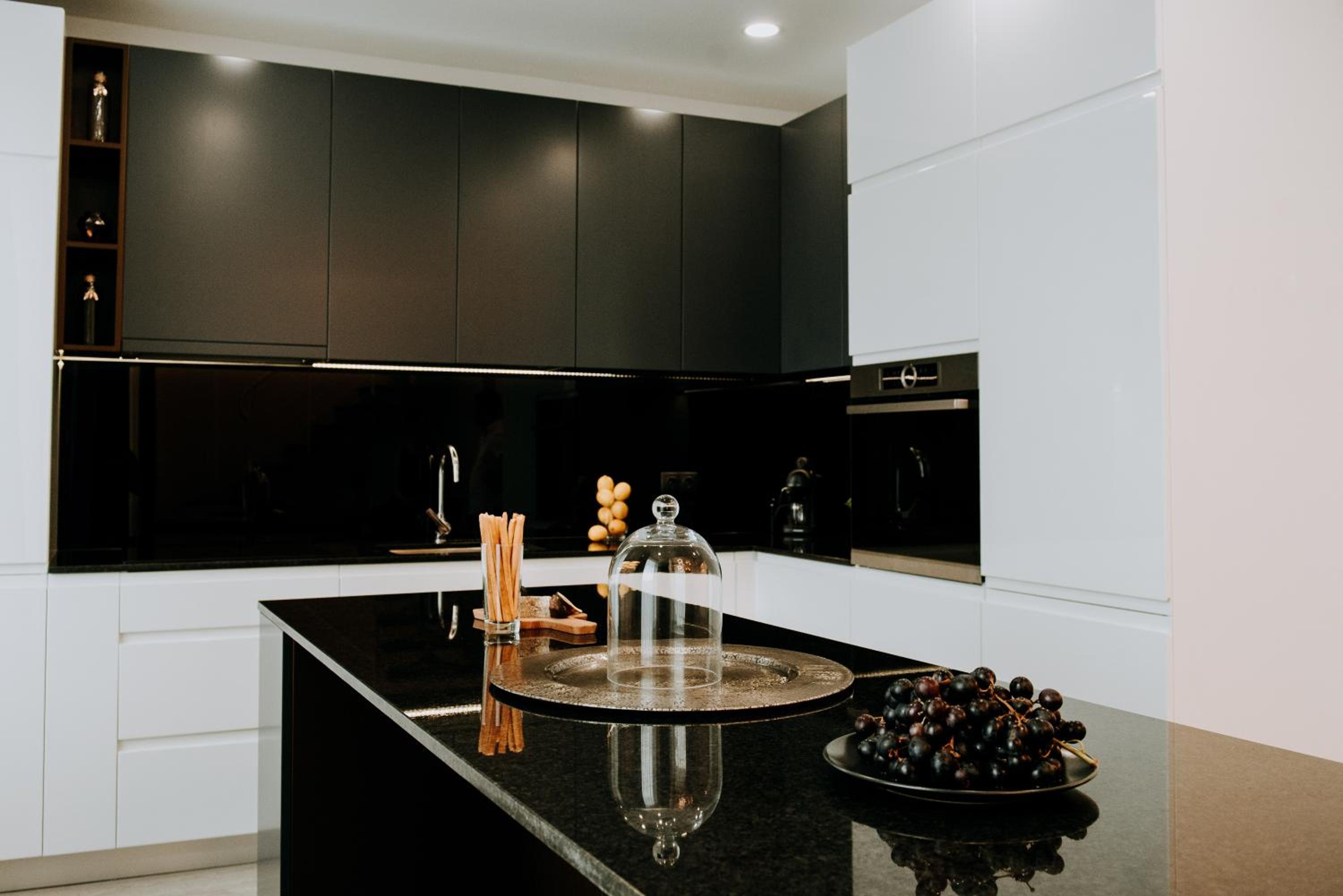 Penthouse Apartment - Photo 16
